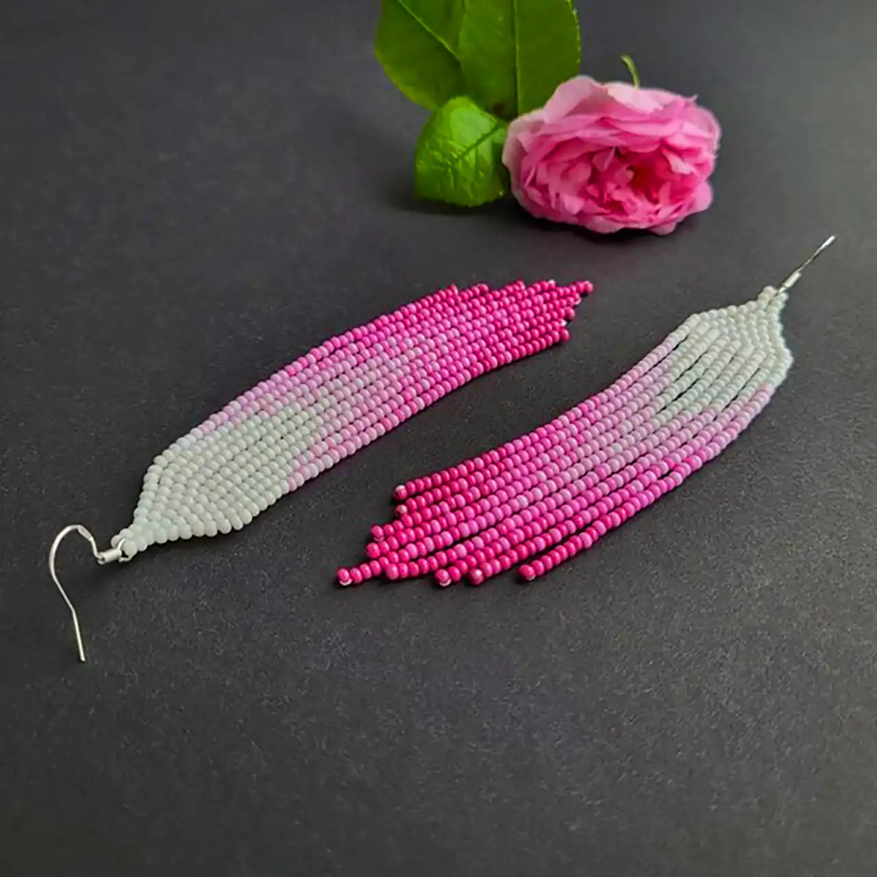 گوشواره مهره ای بلند فانتزی 