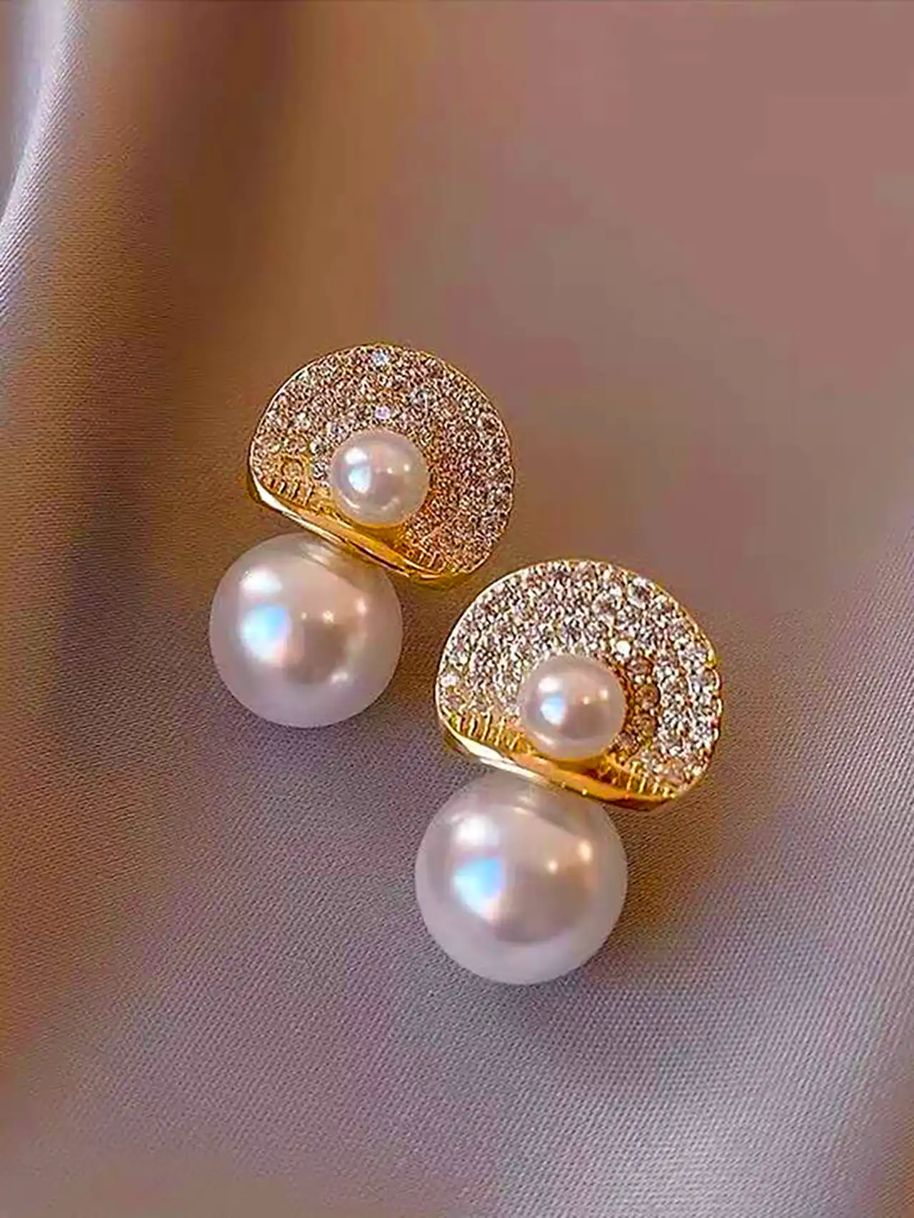 گوشواره مرواریدی فانتزی