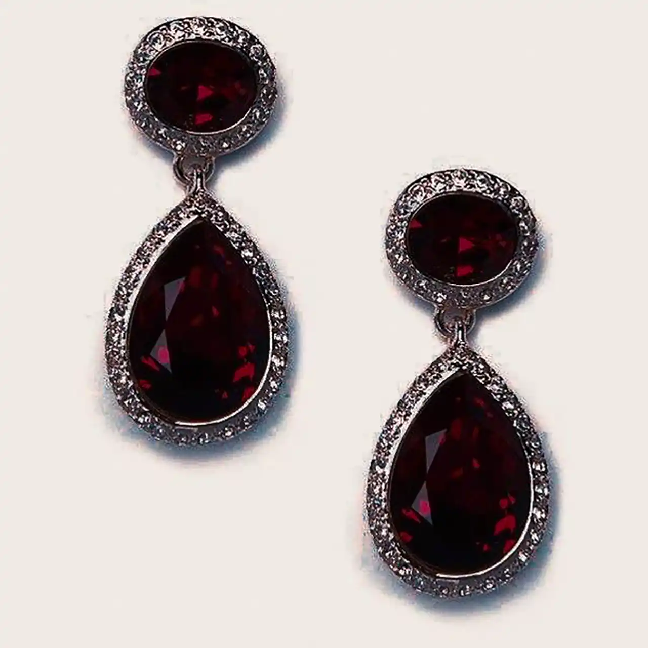 گوشواره زنانه اشکی لوکس 