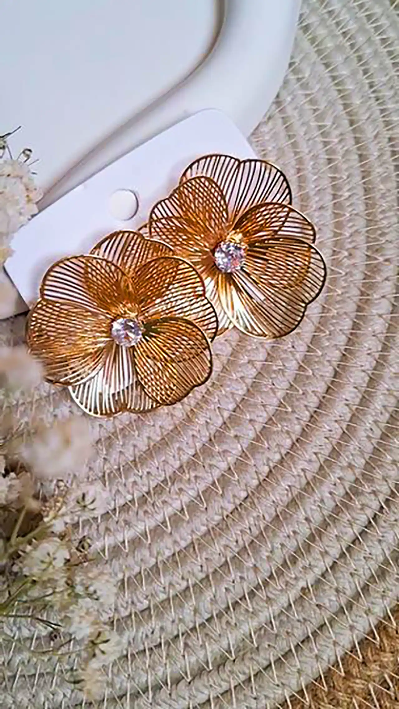 گوشواره حجمی گلبرگ 