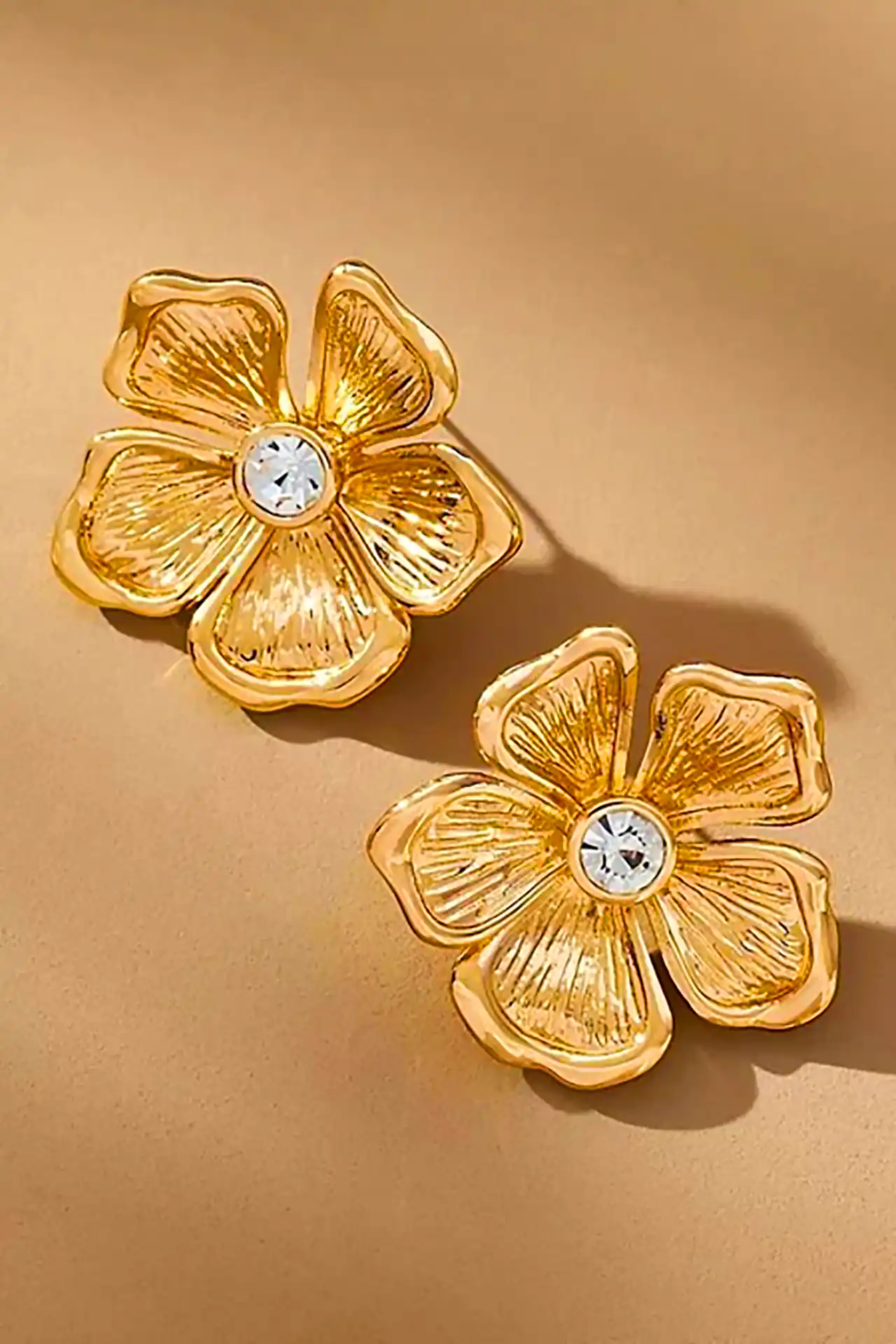 گوشواره حجمی گلبرگ 