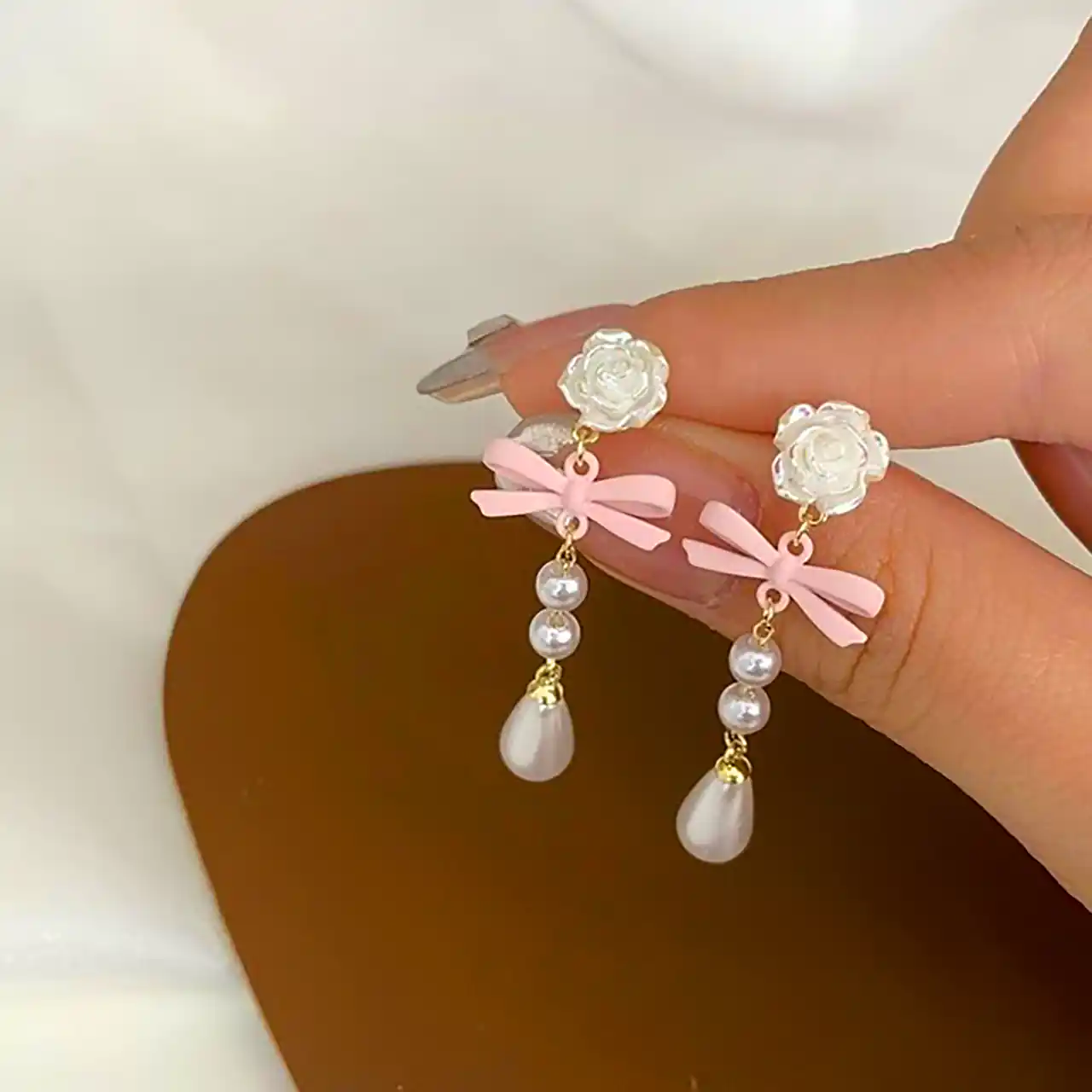 گوشواره آویزی لاکچری