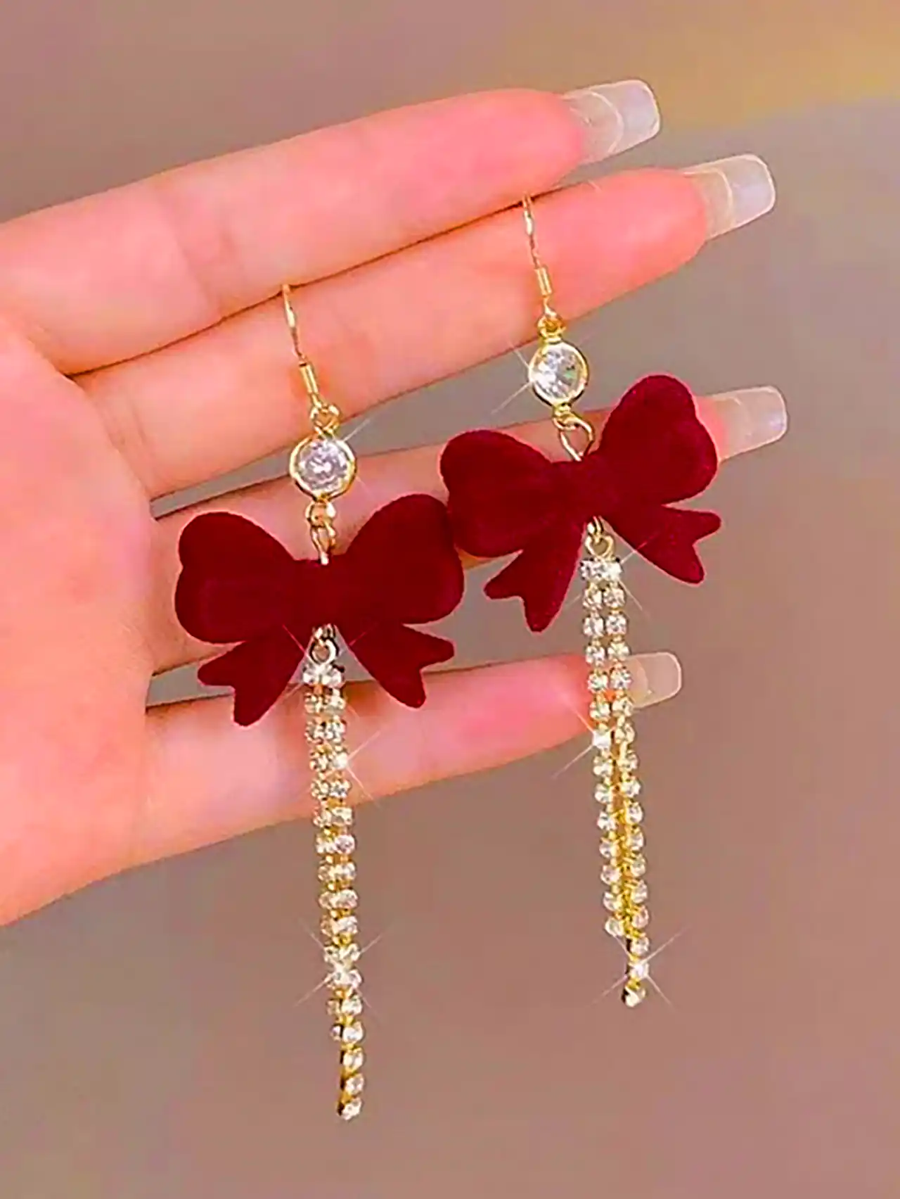 گوشواره آویزی لاکچری