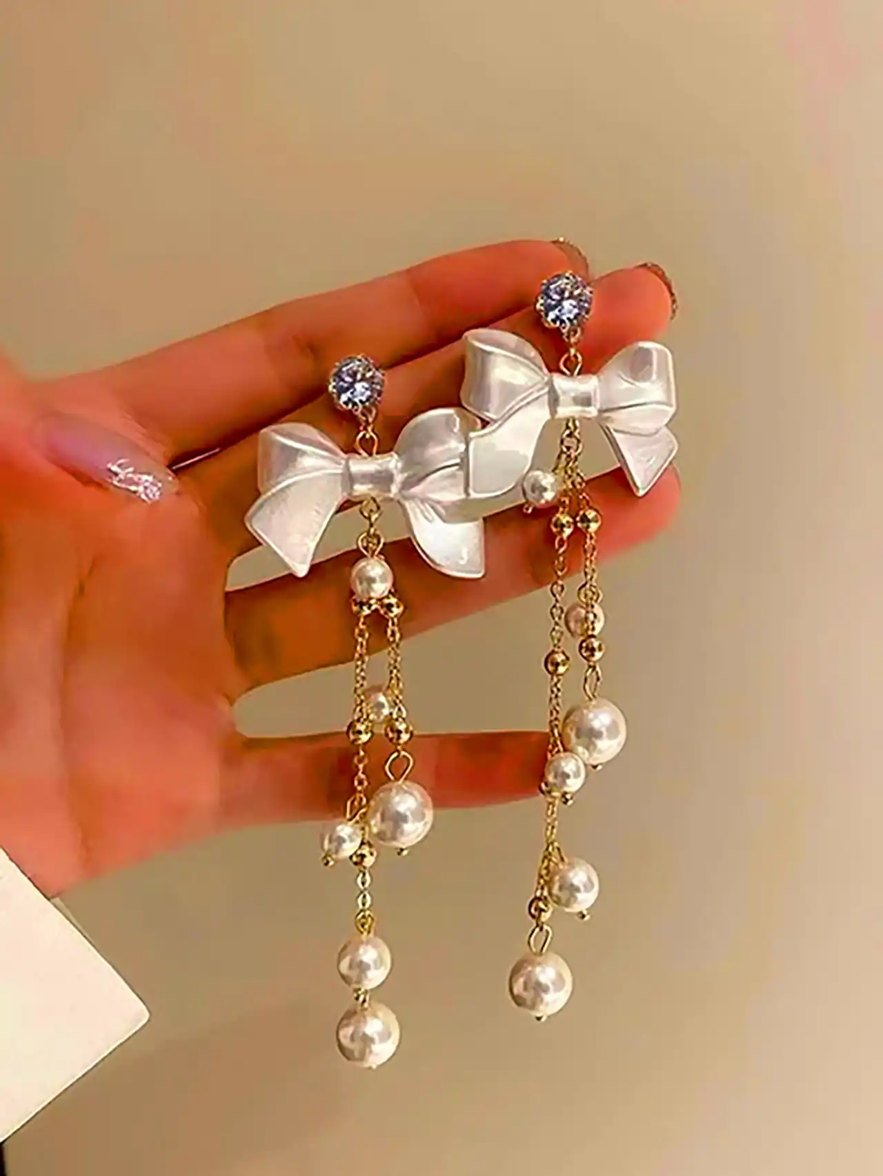 گوشواره آویزی لاکچری