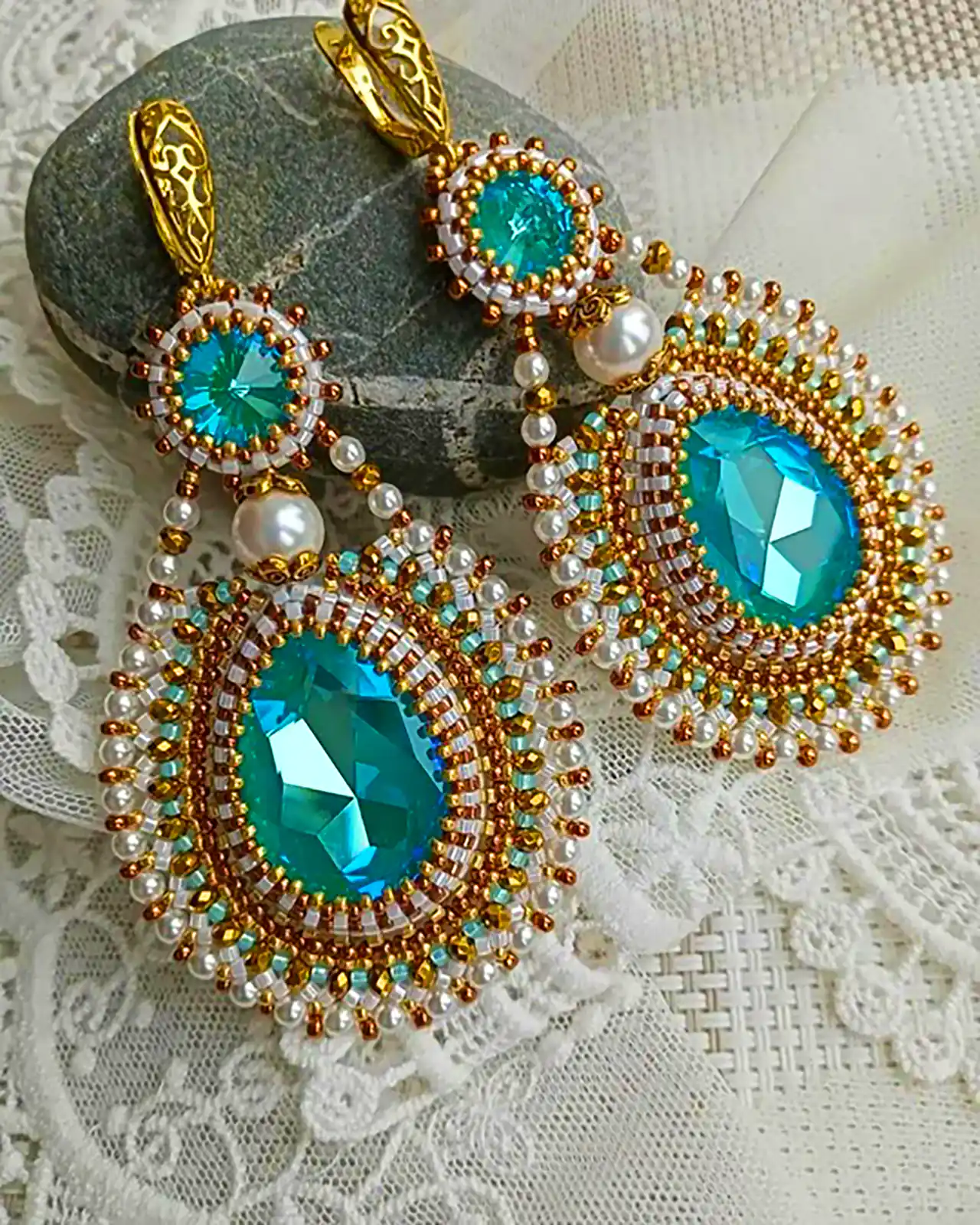 گوشواره دستساز خاص و مدرن