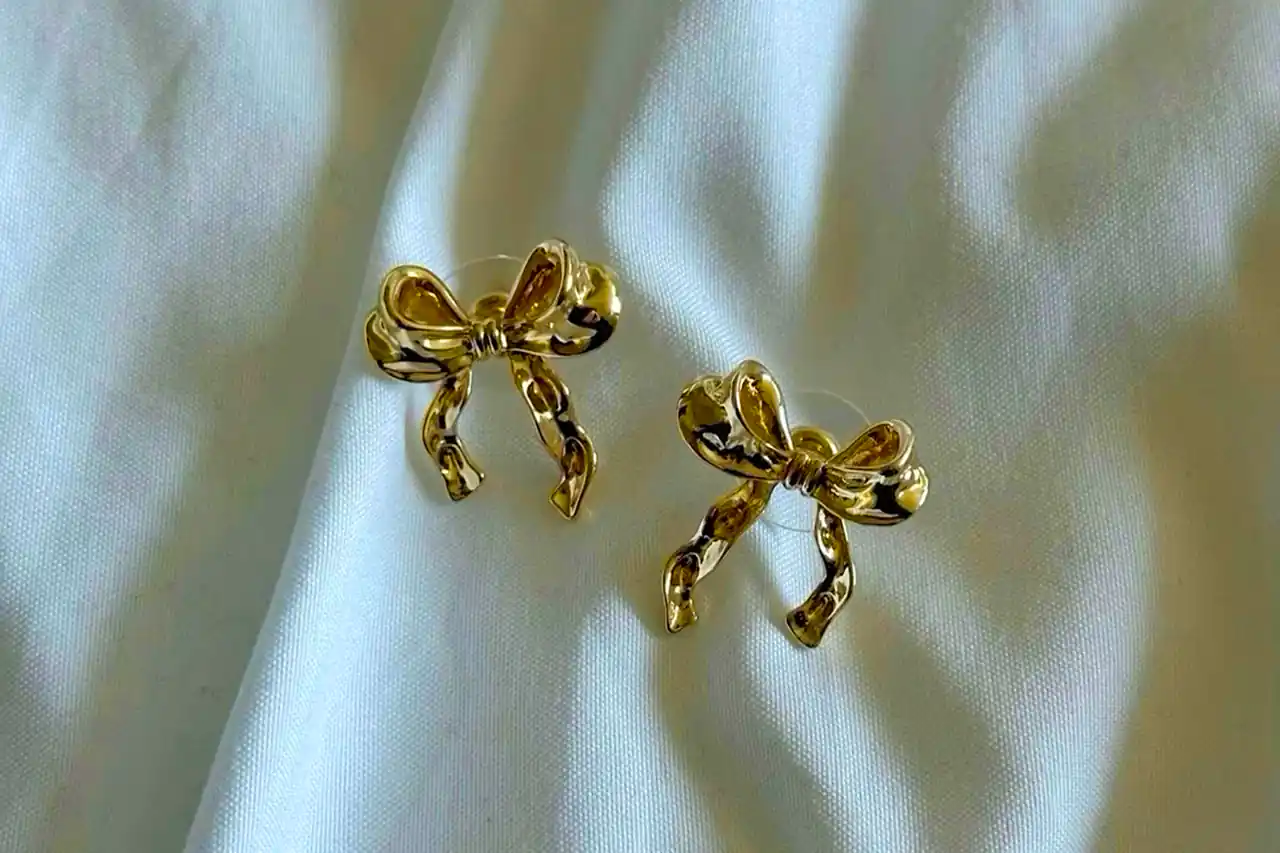 گوشواره فانتزی دخترانه مدرن