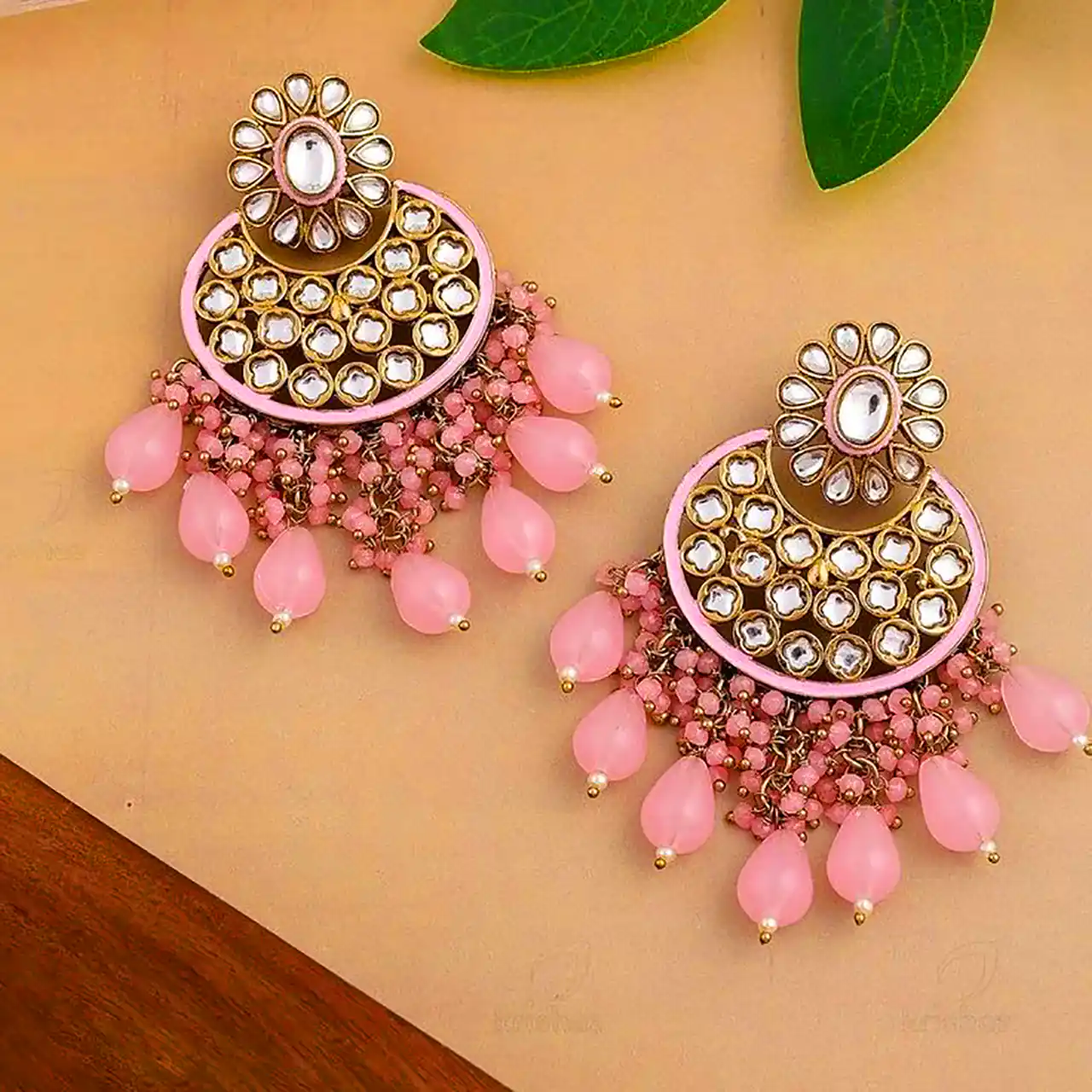 گوشواره هندی صورتی