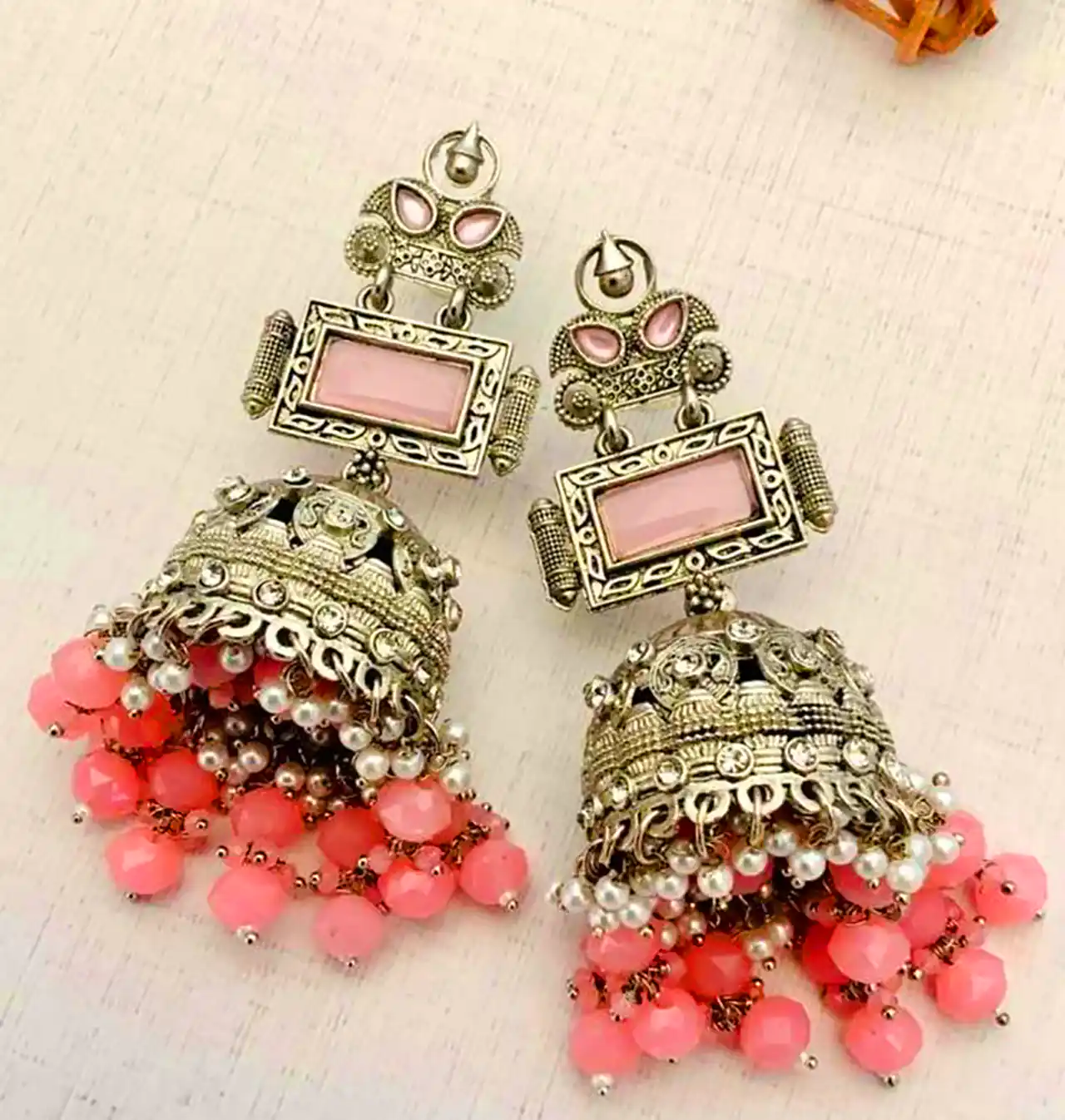 گوشواره هندی صورتی