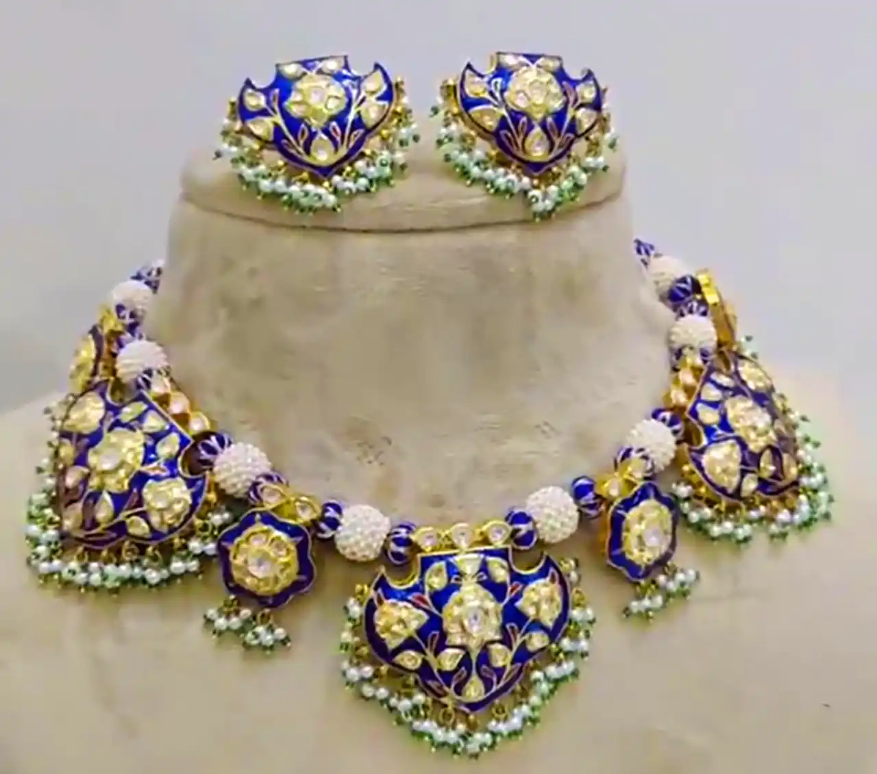 گردنبند چوکر هندی