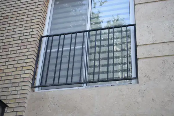 تعبیر خواب حفاظ پنجره + برای زن متاهل و باردار و دختر مجرد و از دید مولف