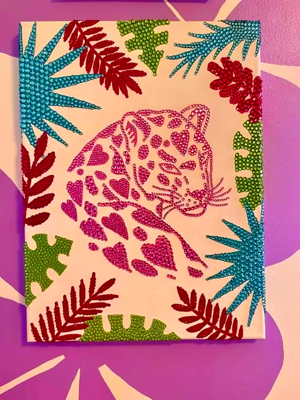 هنر نقطه گذاری روی بوم