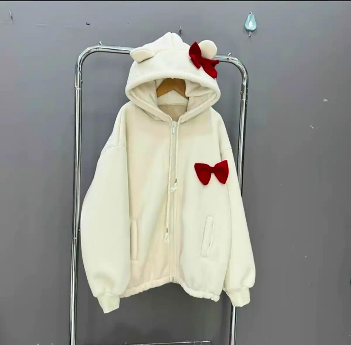 هودی کلاه دار شکیل زنانه