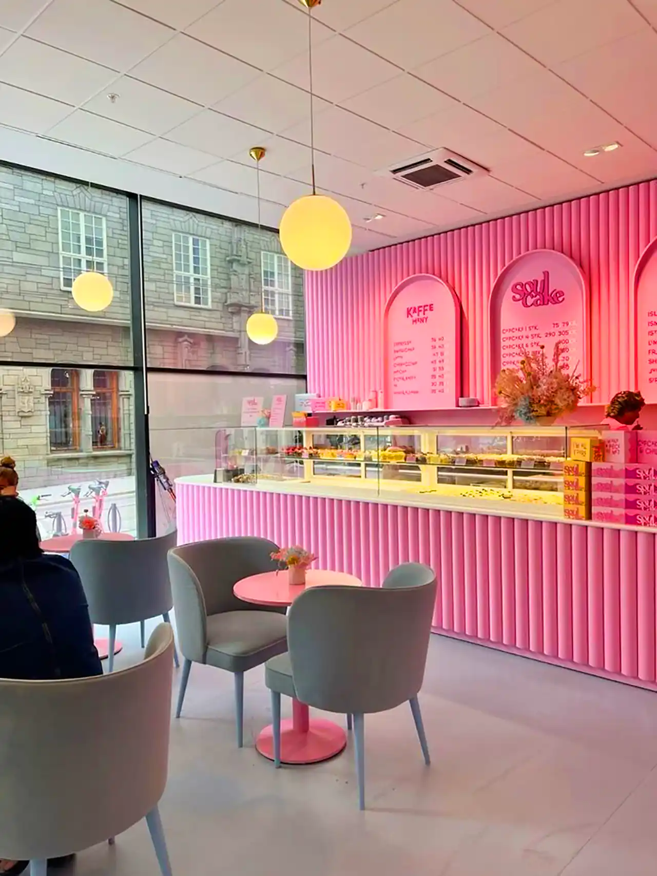 ایده دیزاین فضای سالن زیبایی