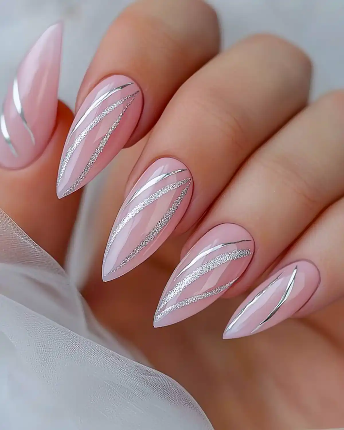 ایده دیزاین ناخن برای عروسها