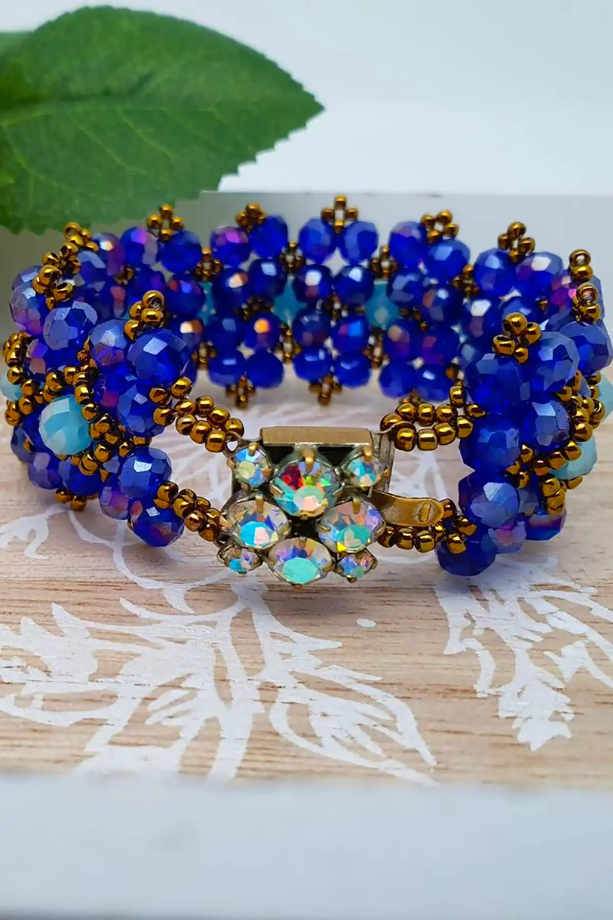 جواهرات شیک با سنگ آبی