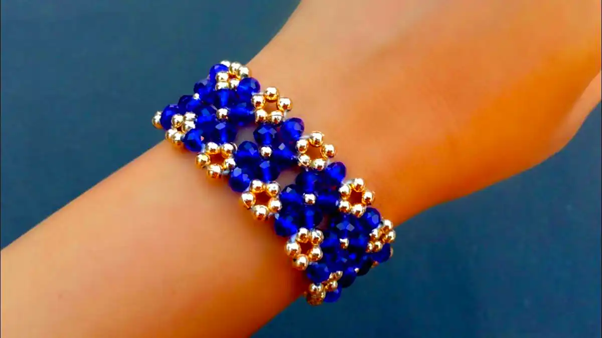 جواهرات شیک با سنگ آبی