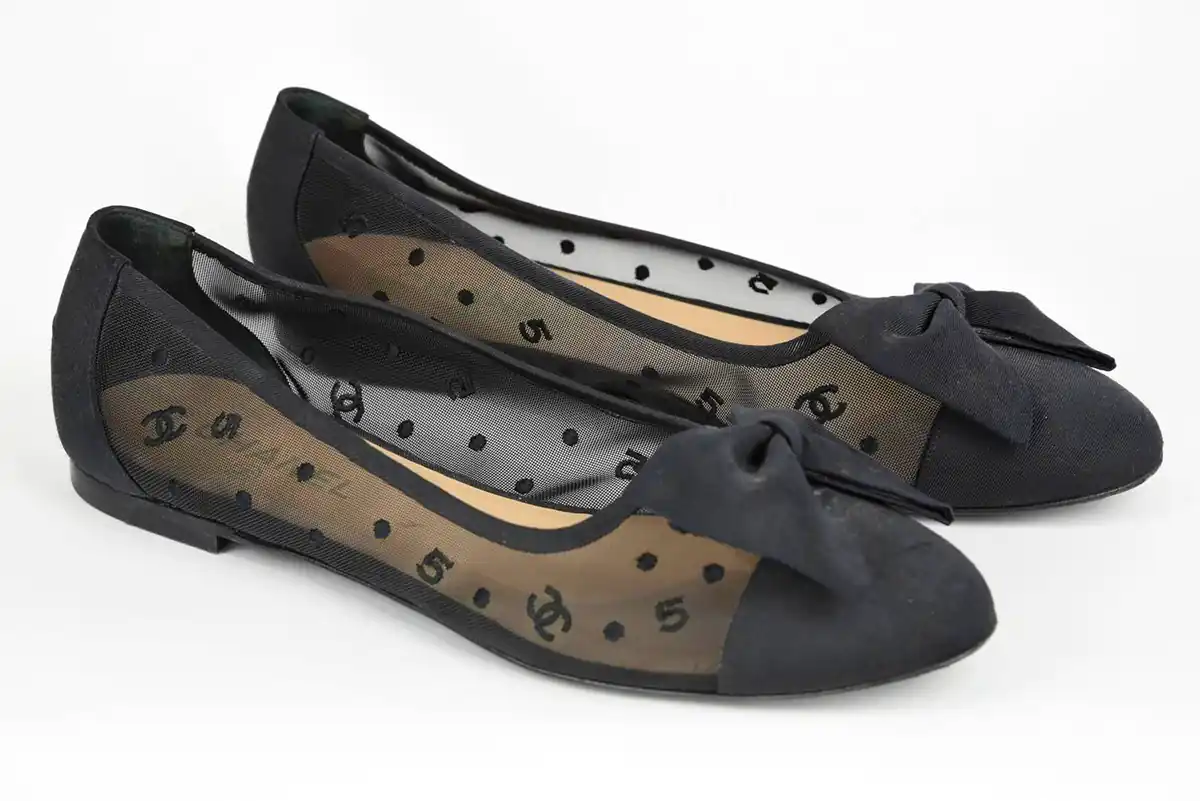 کفش عروسکی روفرشی