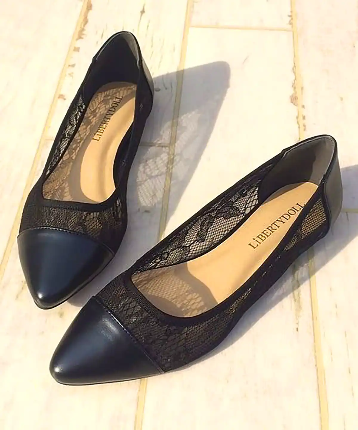 کفش عروسکی توری