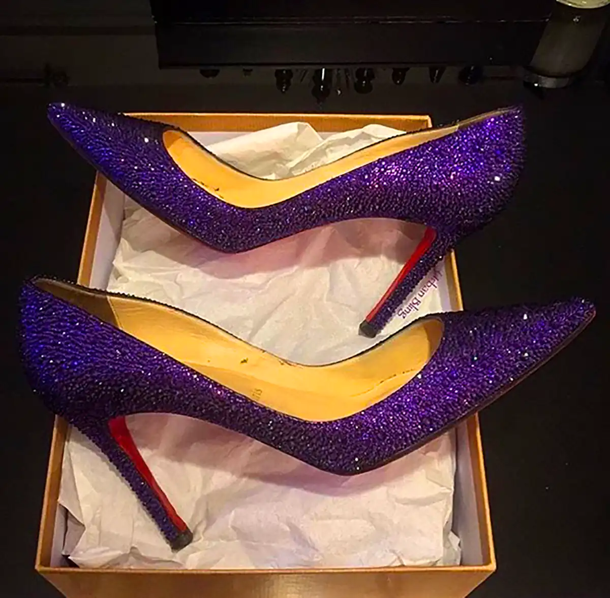 کفش پاشنه بلند مجلسی براق