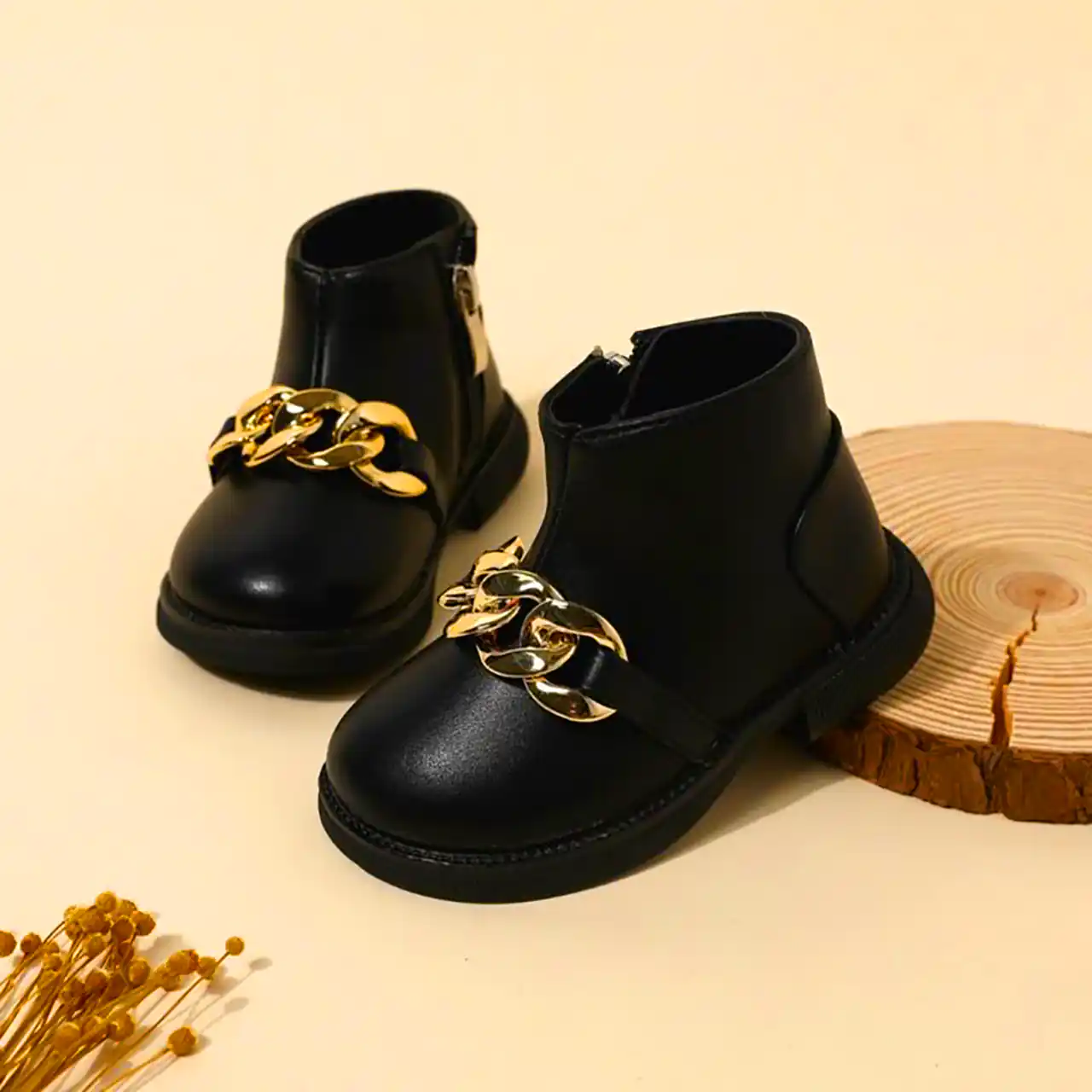 کفش شیک برای کودک