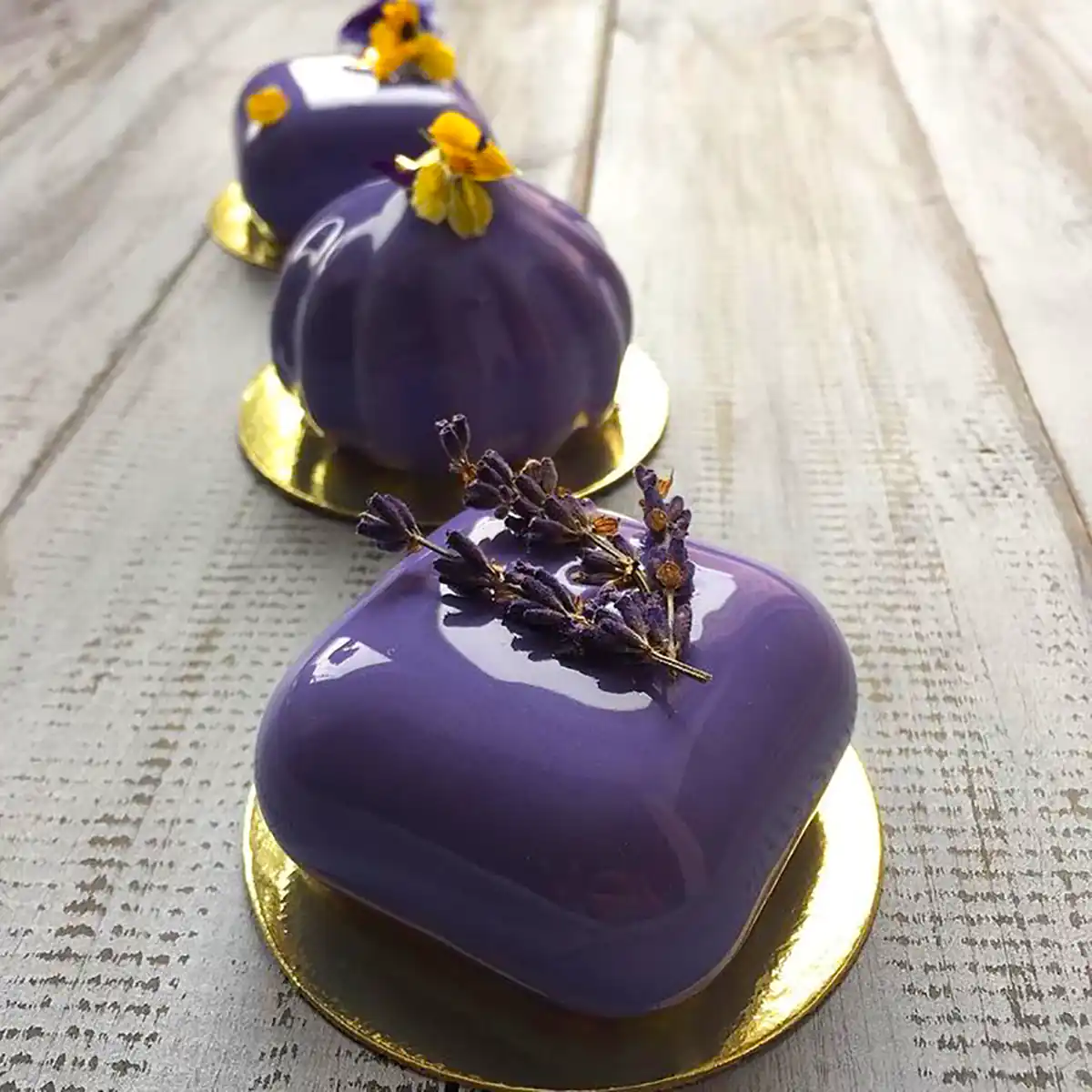 کیک تولد بلوبری