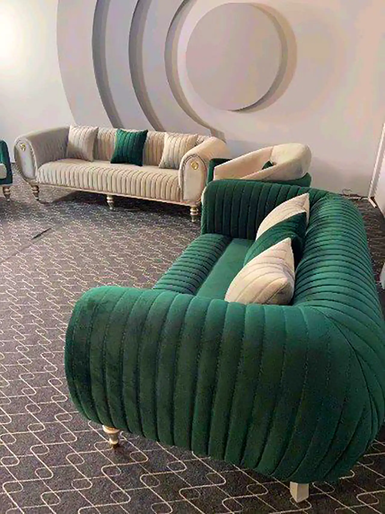 کاناپه سبز راحتی 