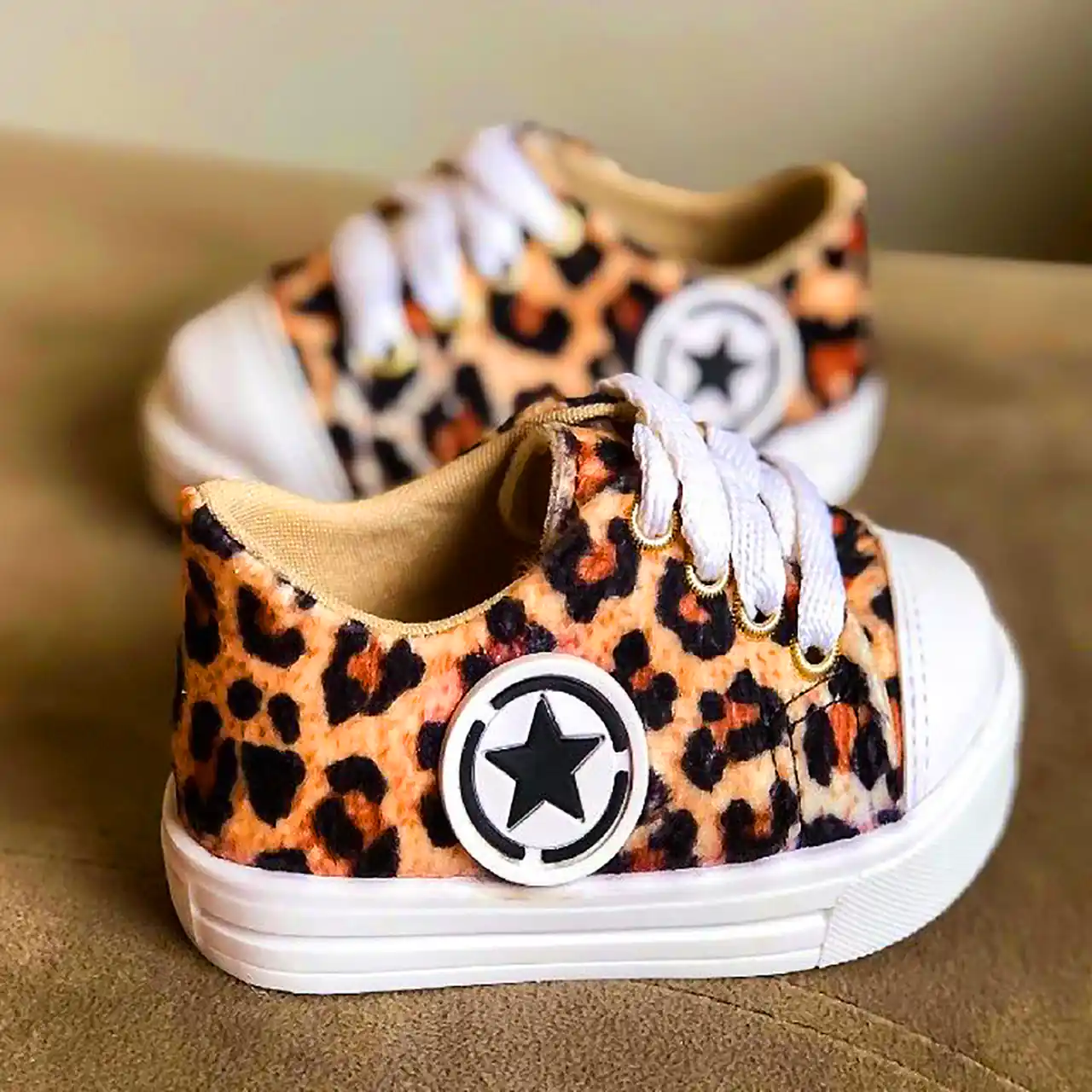 کتونی ساقدار کودکانه