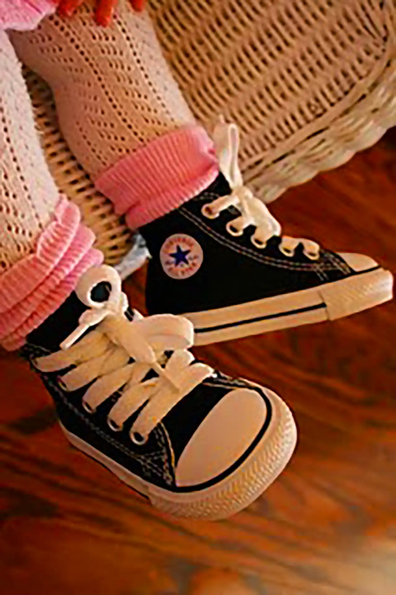 کتونی ساقدار کودکانه