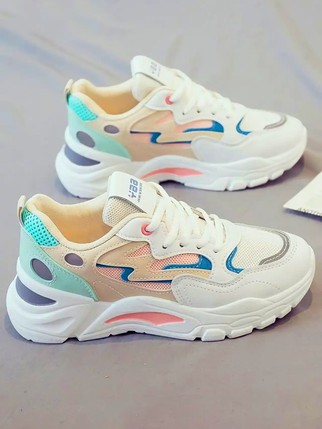 کتونی اسپرت و خاص دخترانه