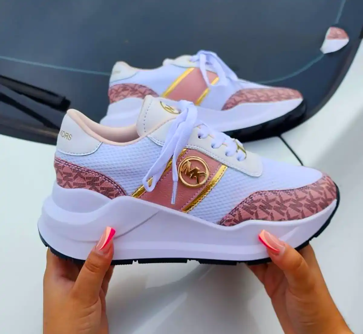 کتونی زیبا و جدید دخترانه