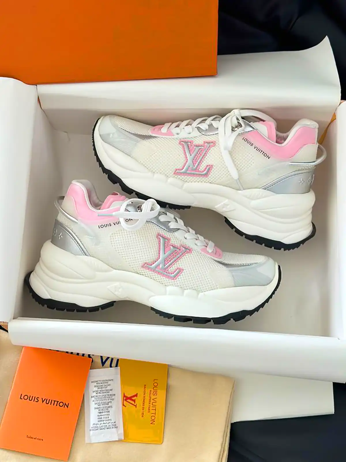 کتونی زیبا و جدید دخترانه