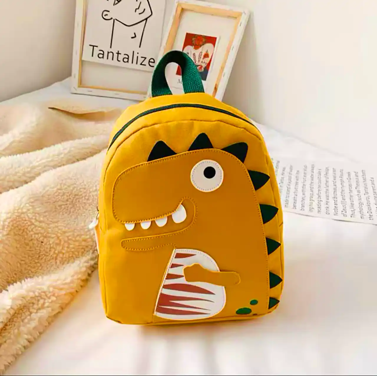 کیف دایناسوری بچگانه