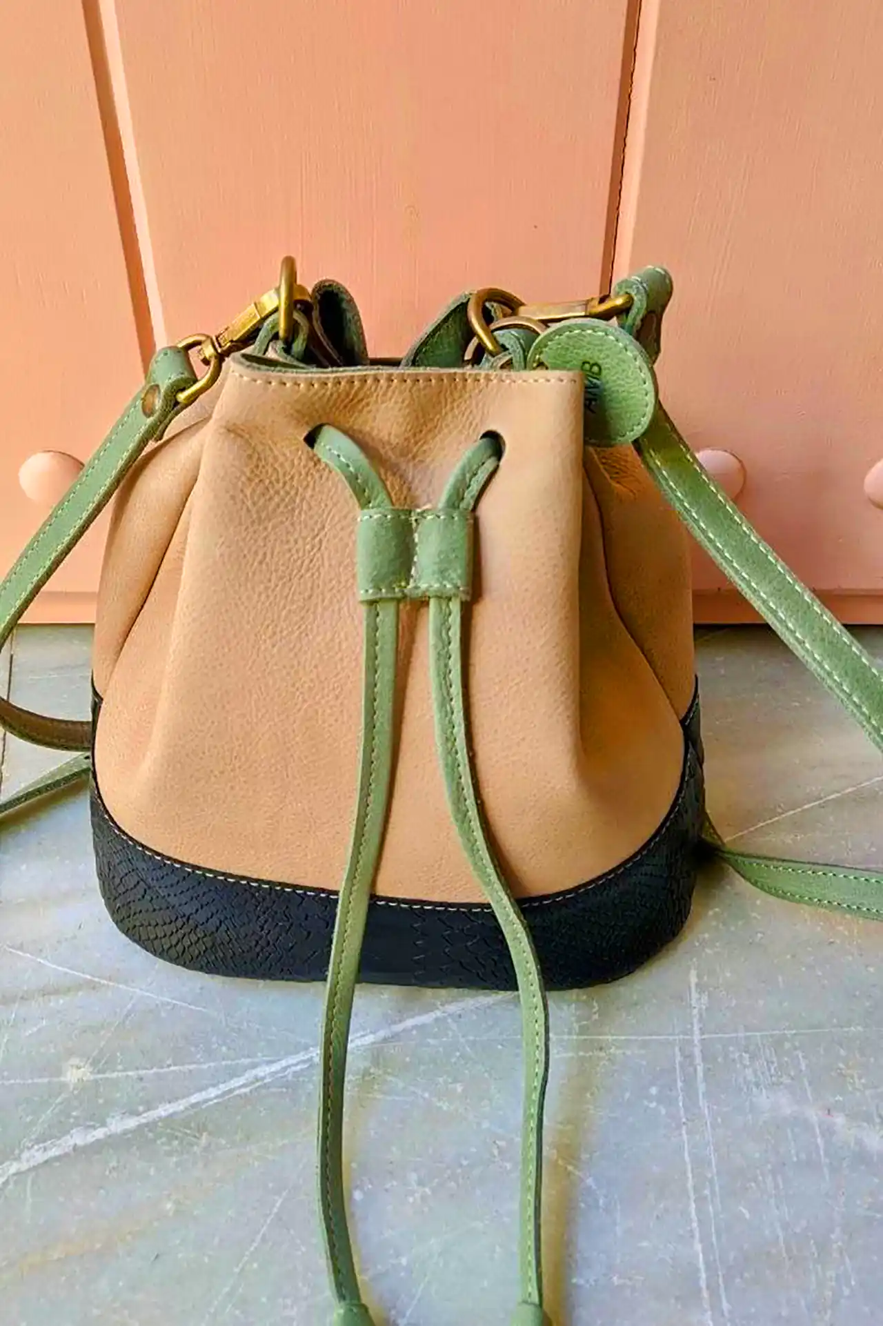 کیف دست دوز چرمی