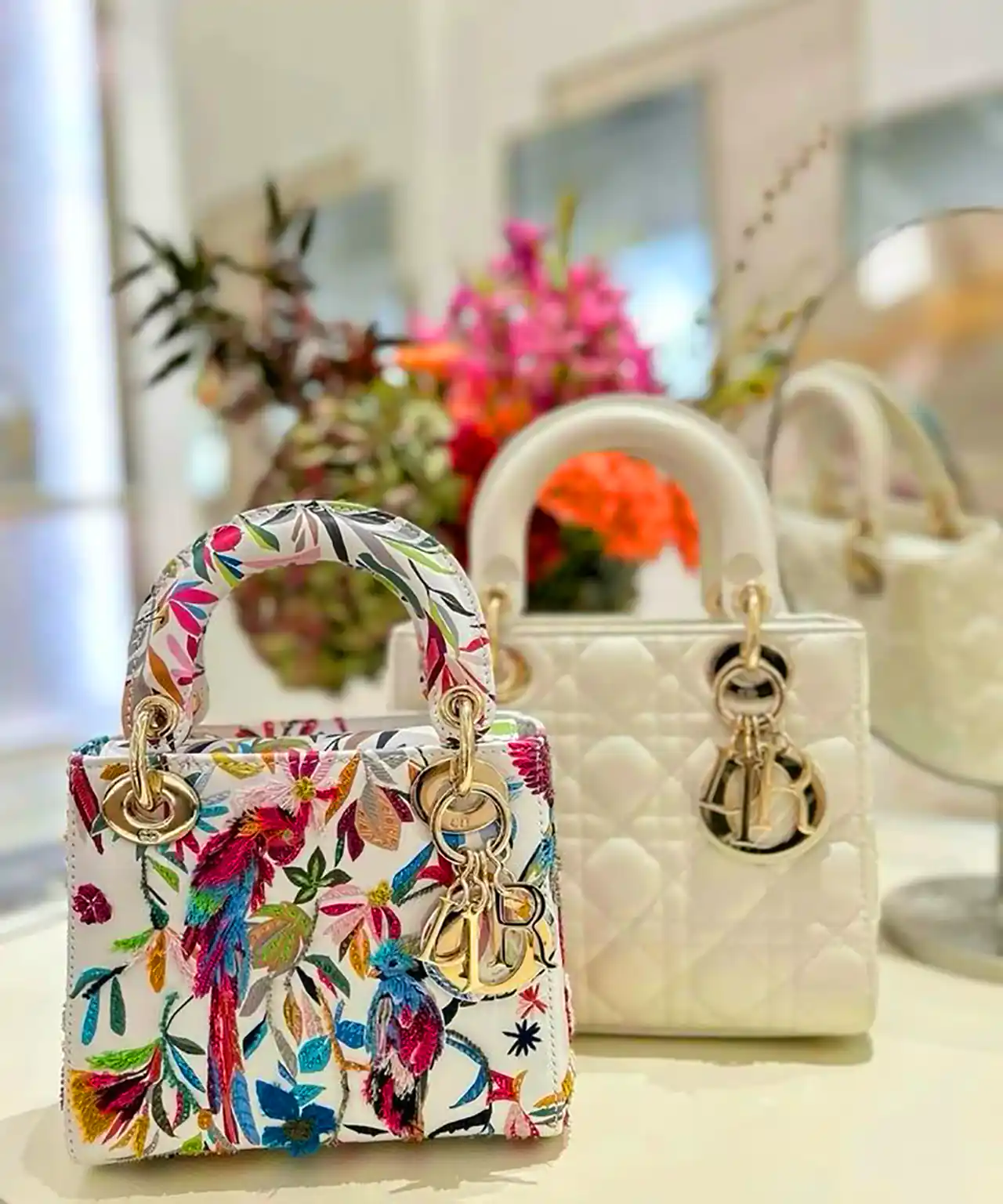 کیف دستی لاکچری طرحدار