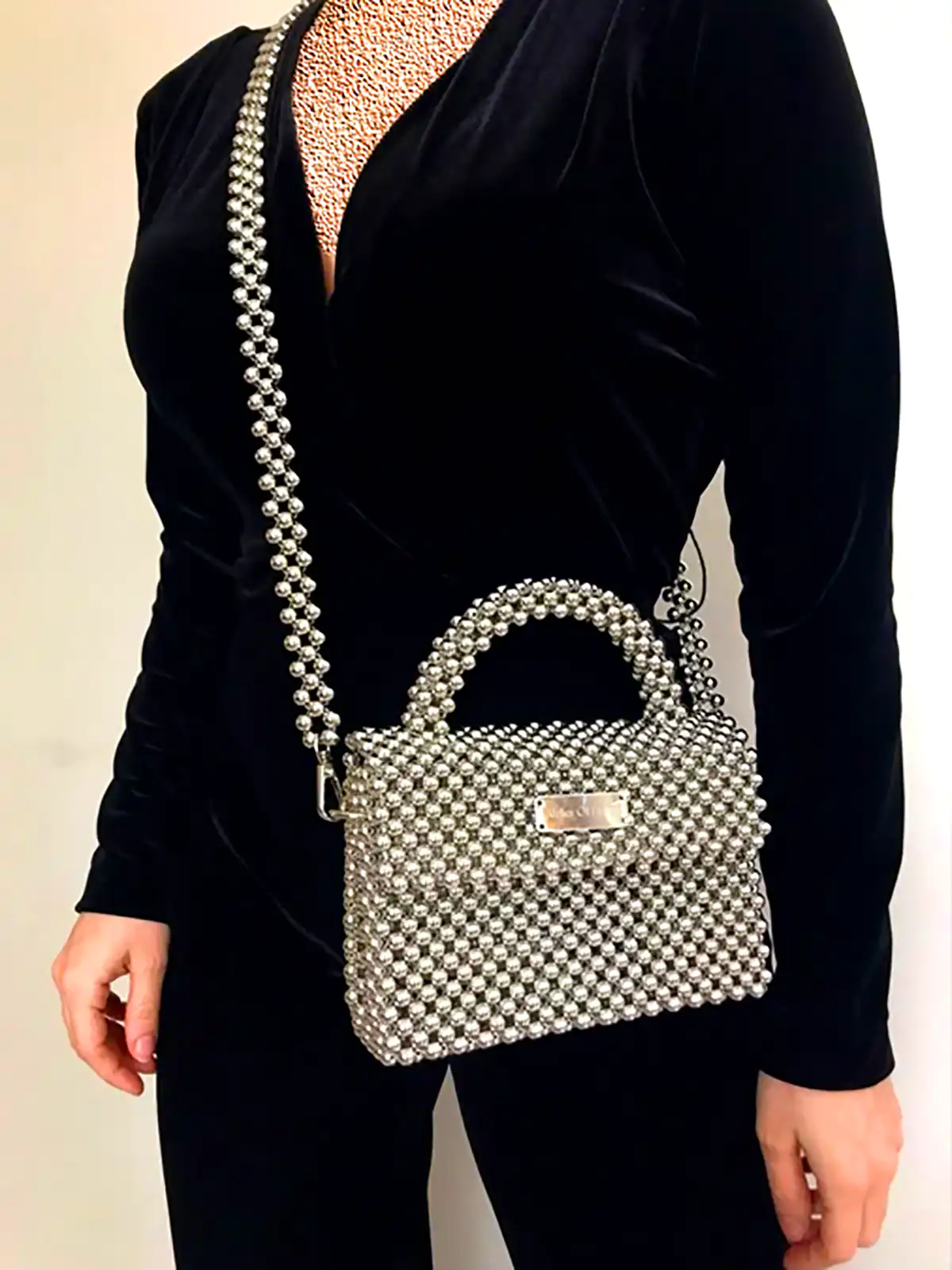 کیف مجلسی مهره دوزی شده