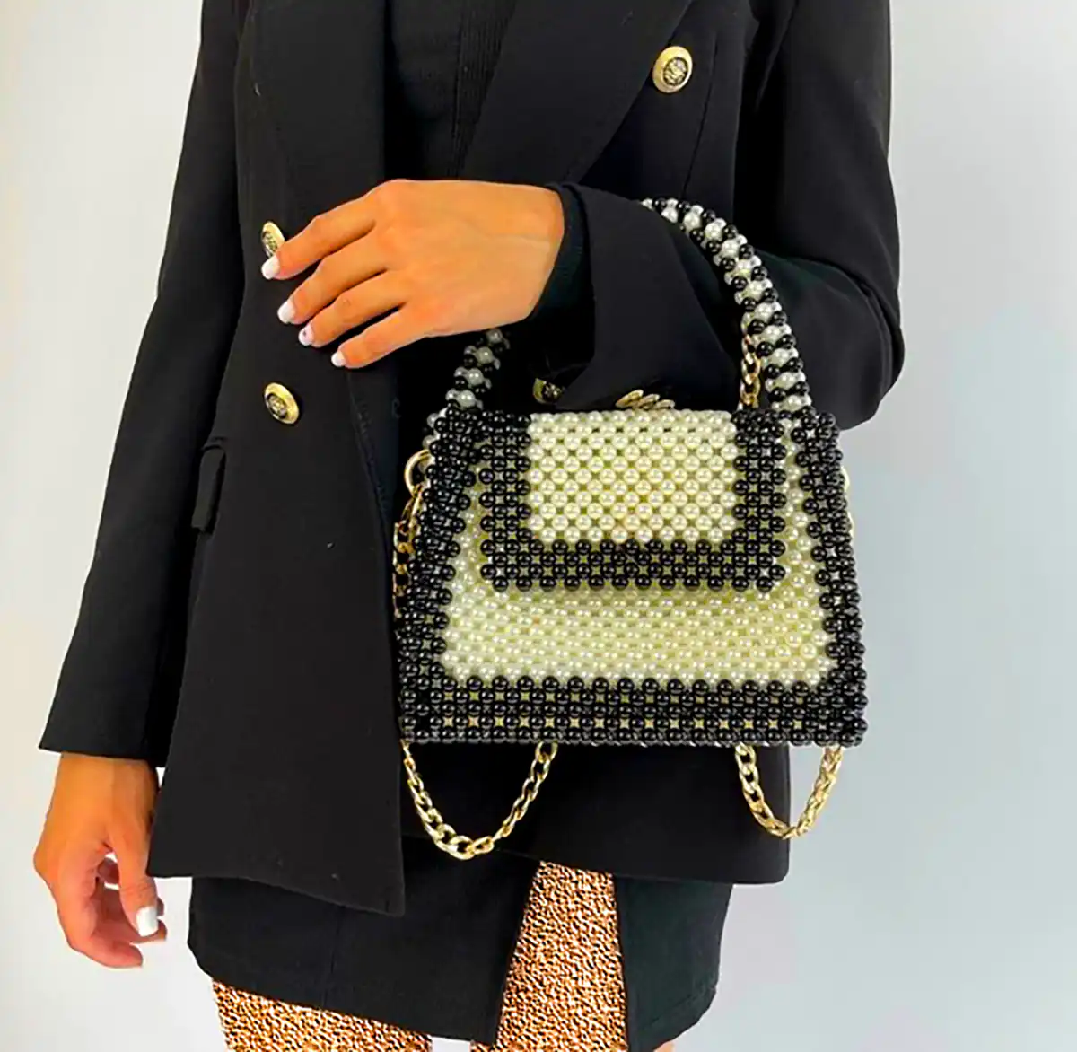کیف مجلسی مهره دوزی شده