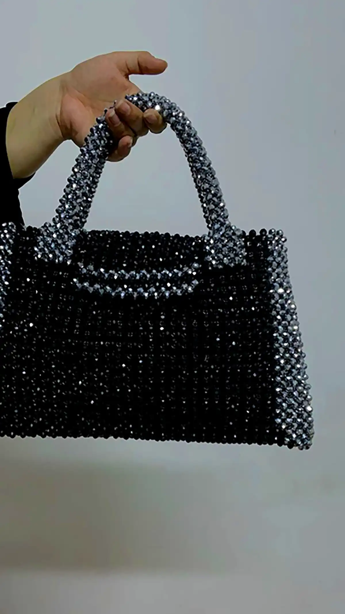 کیف مجلسی مهره دوزی شده