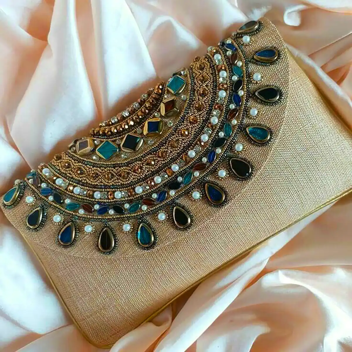 کیف منجوق دوزی شده زیبا