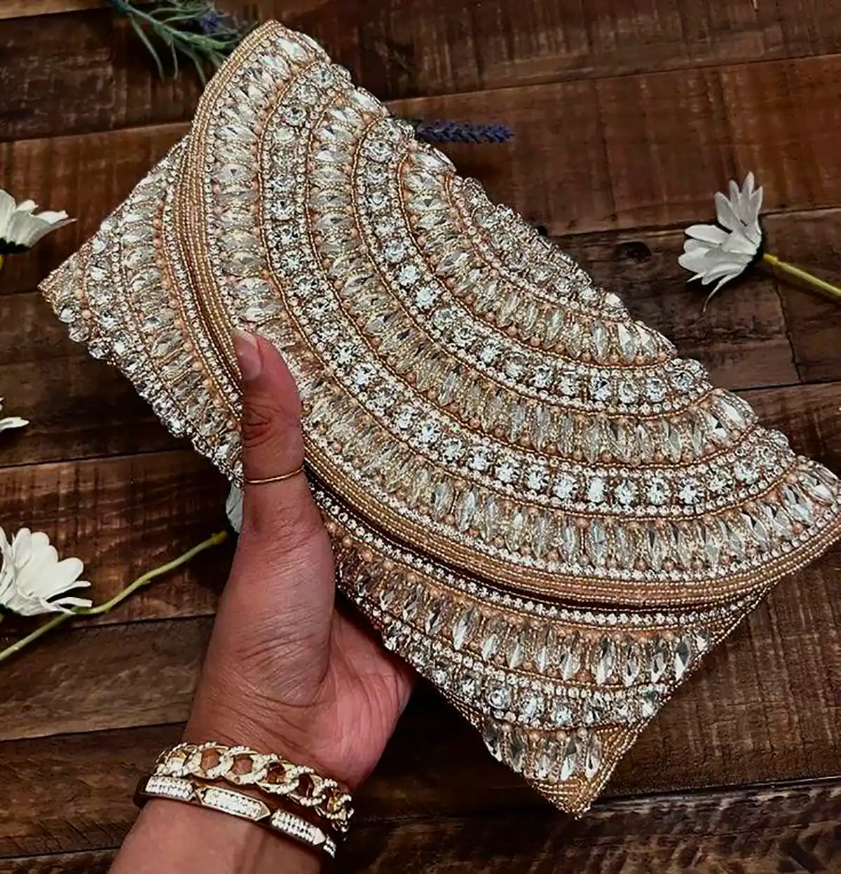 کیف منجوق دوزی شده زیبا