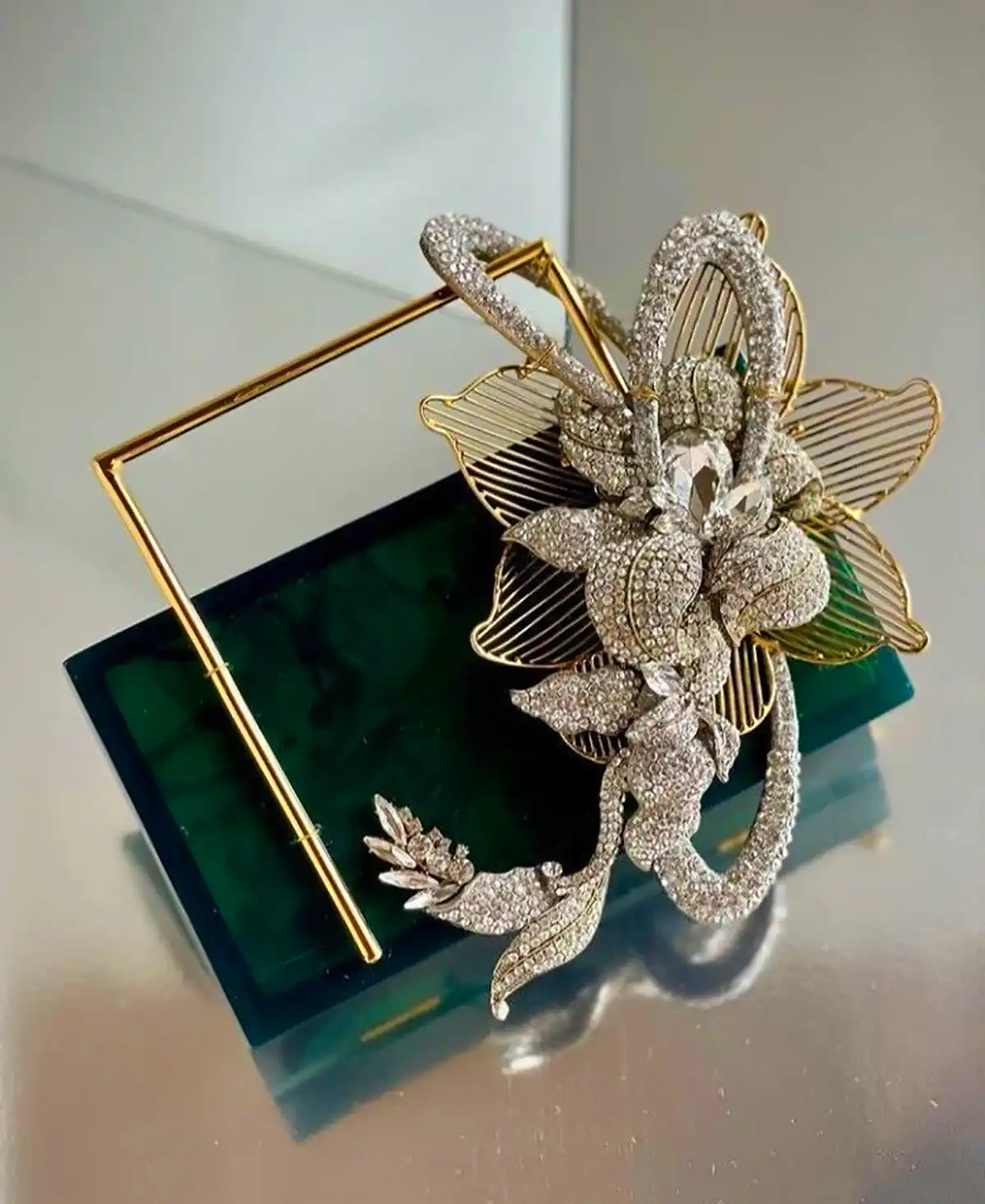 کیف منجوق دوزی شده زیبا