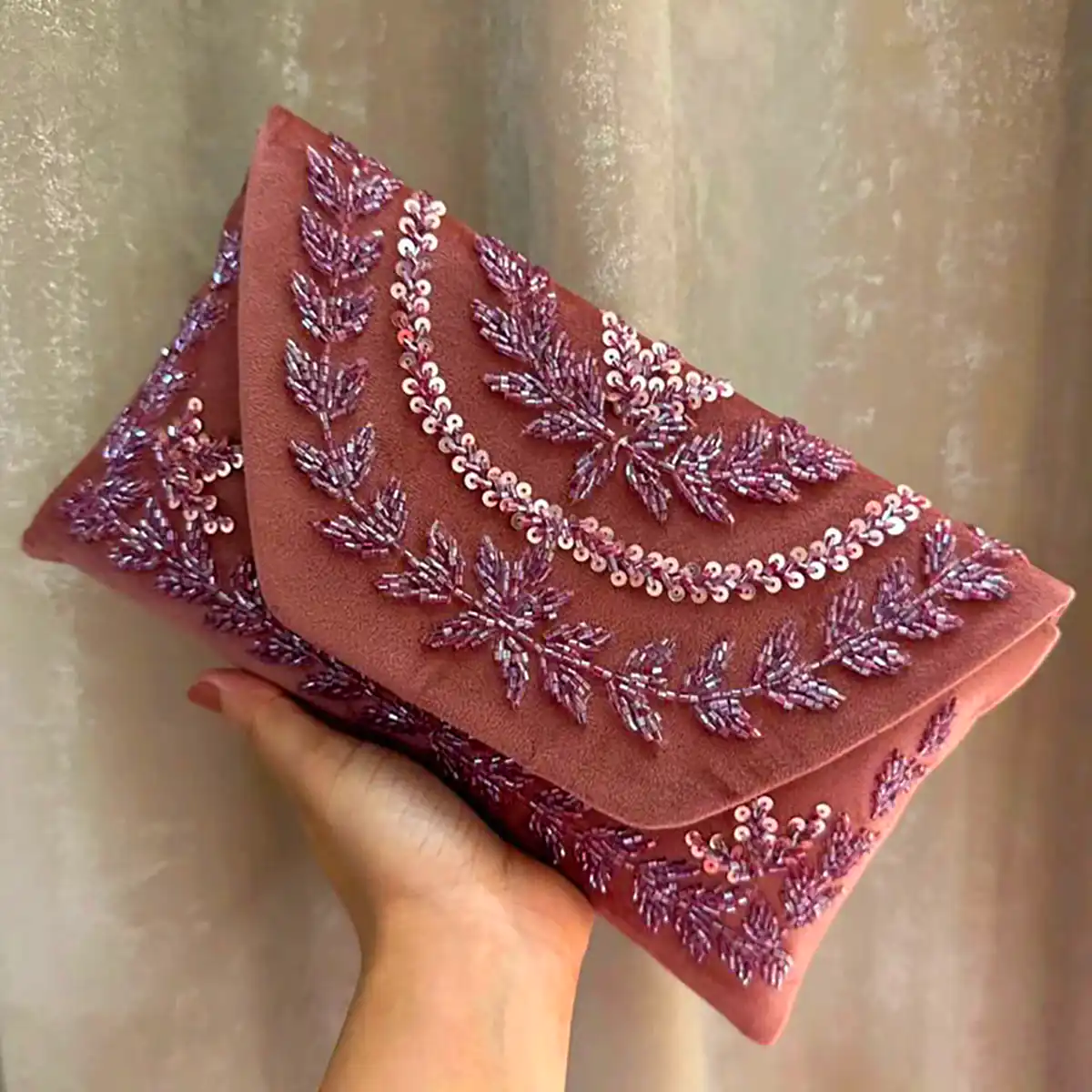 کیف منجوق دوزی شده زیبا