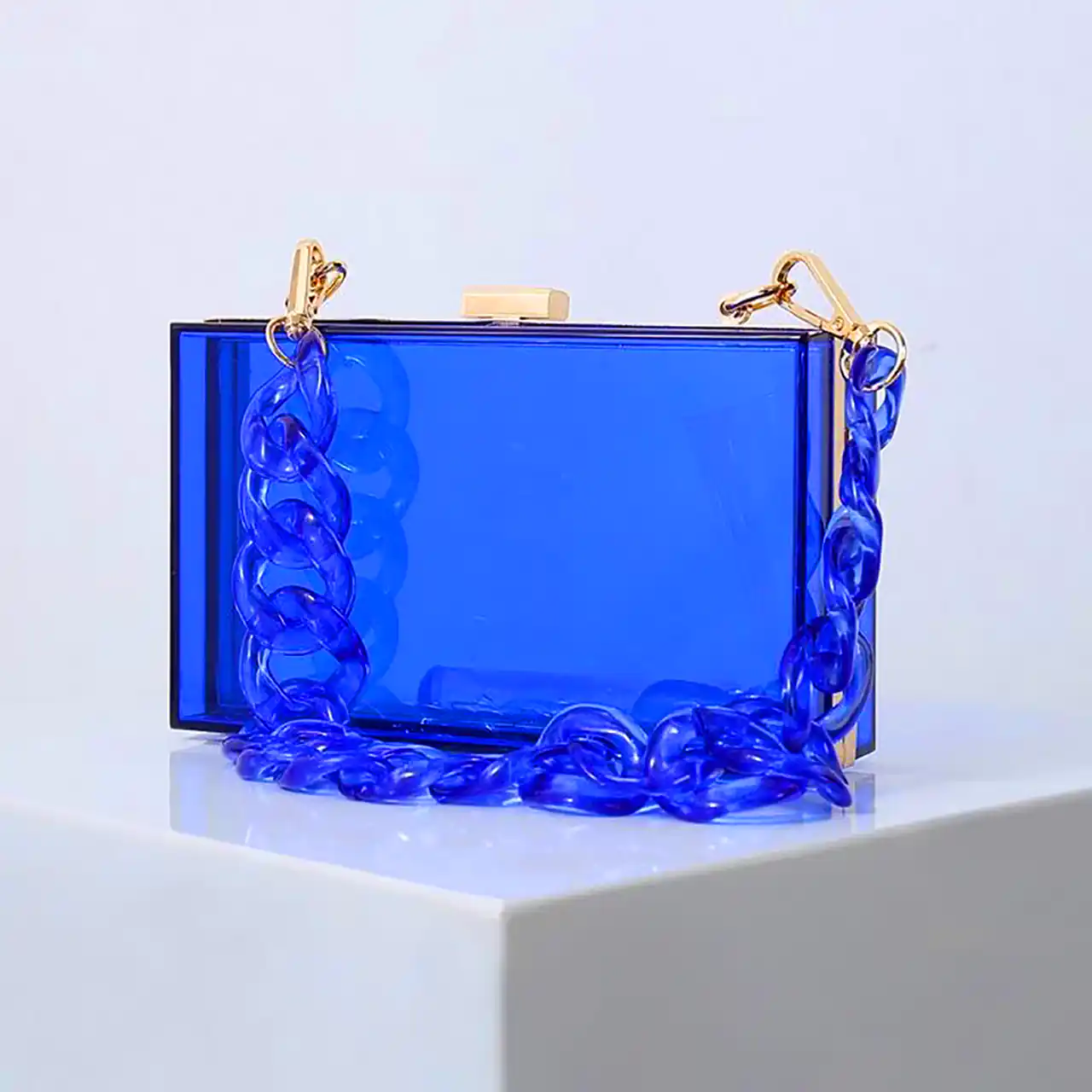 کیف صندوقی آبی