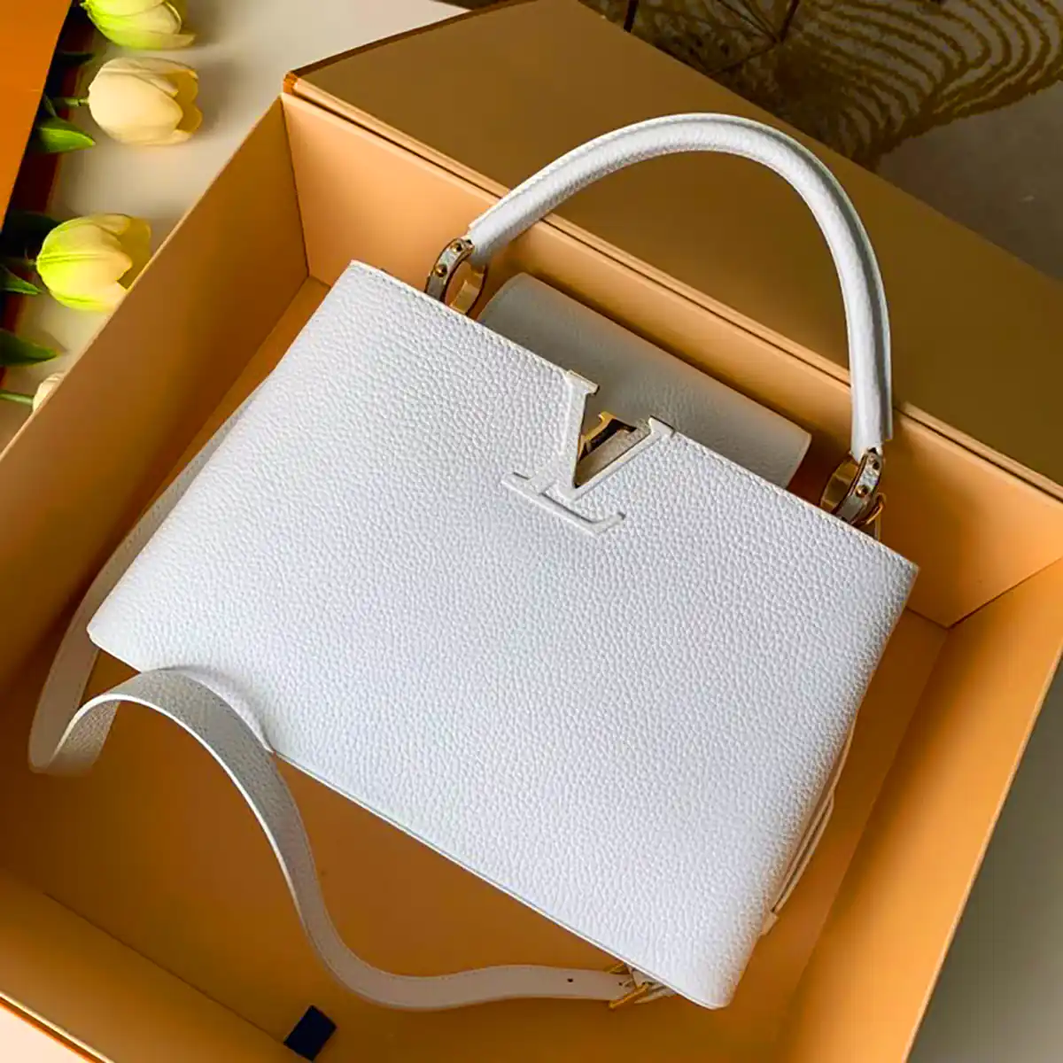 کیف شیک و مجلسی سفید