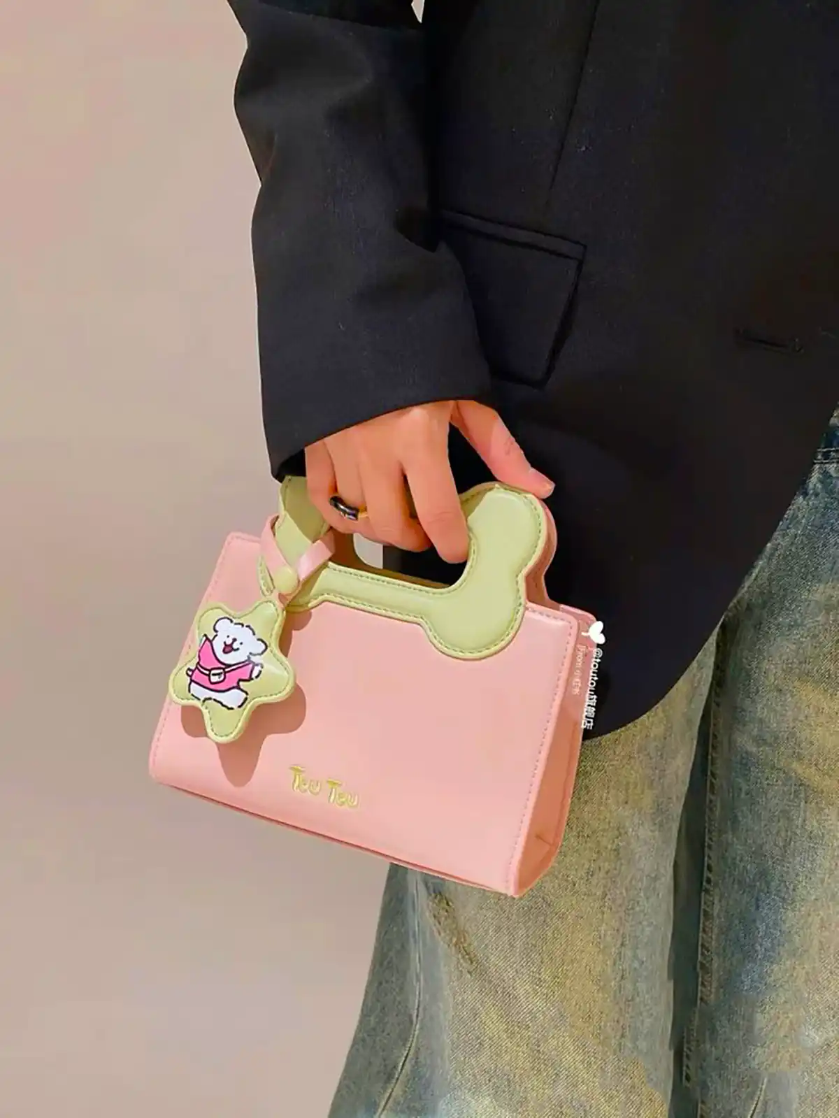 کیف صورتی مدروز