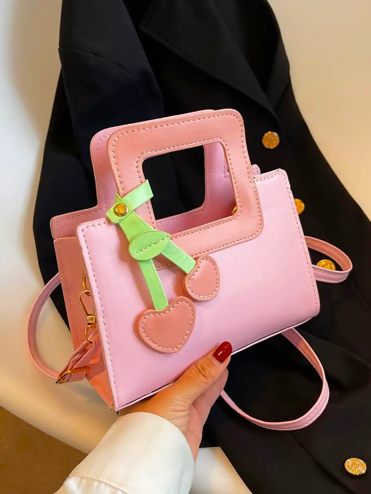 کیف صورتی مدروز