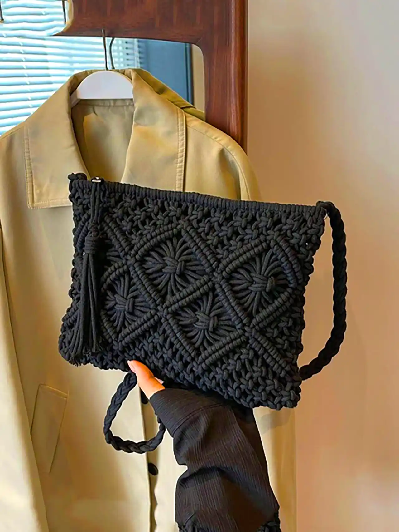 کیف دستبافت مکرومه