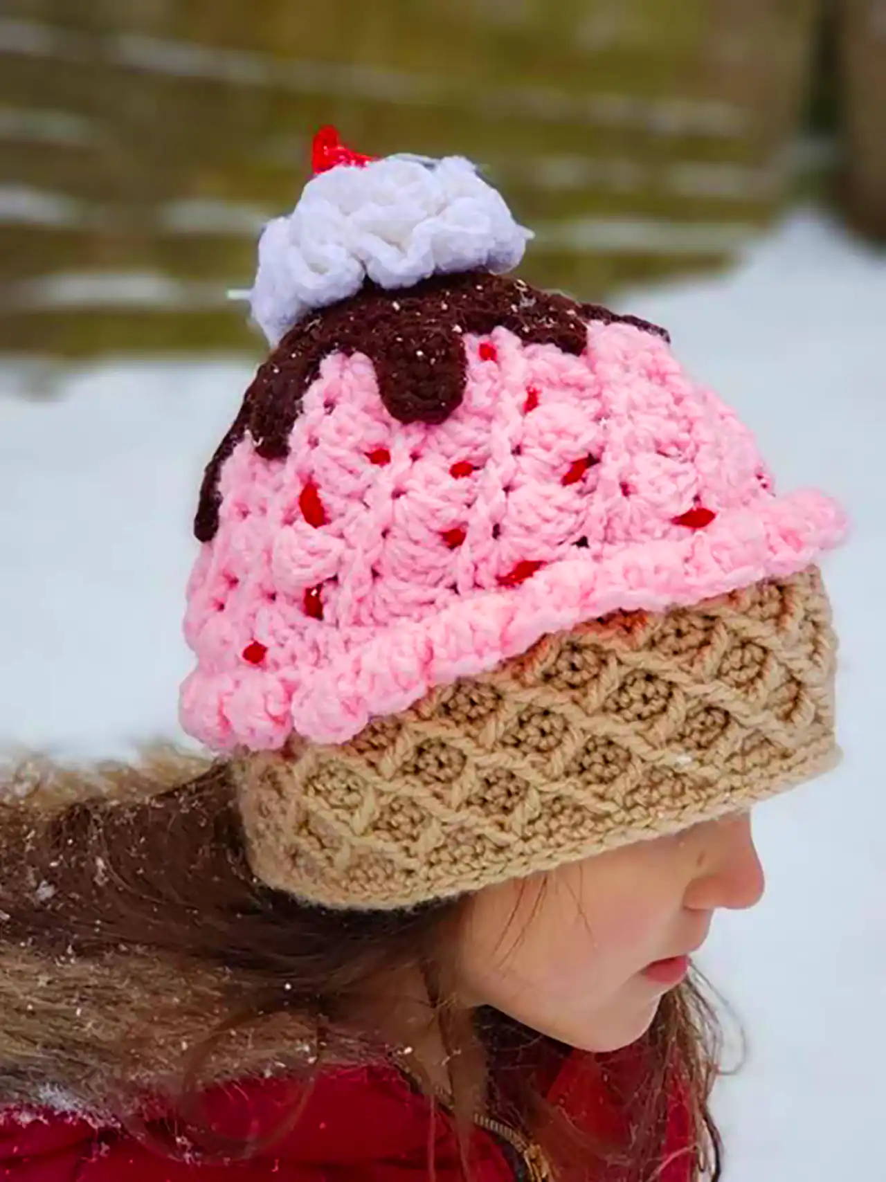 کلاه بافتنی طرحدار