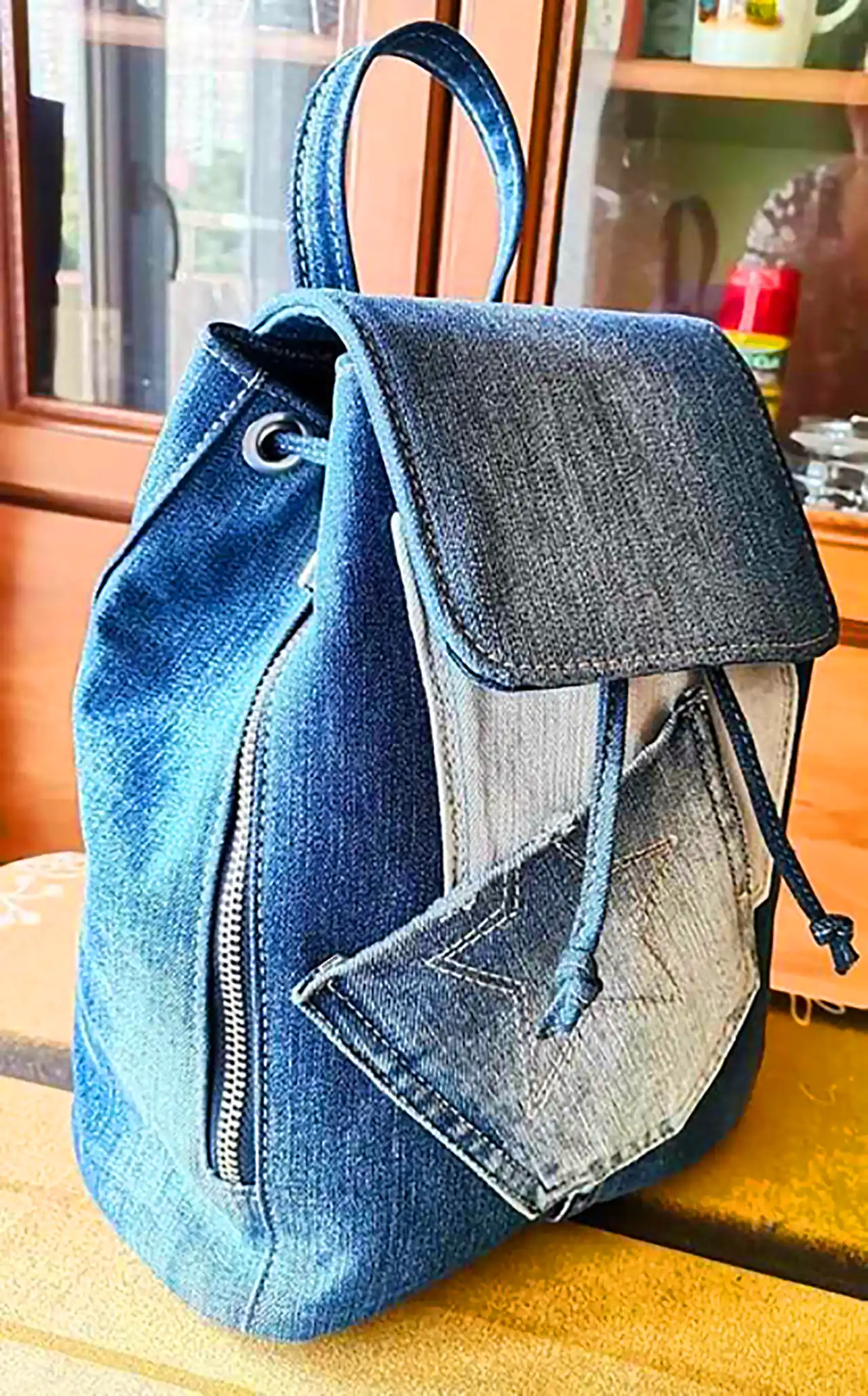 کوله پشتی لی دخترونه