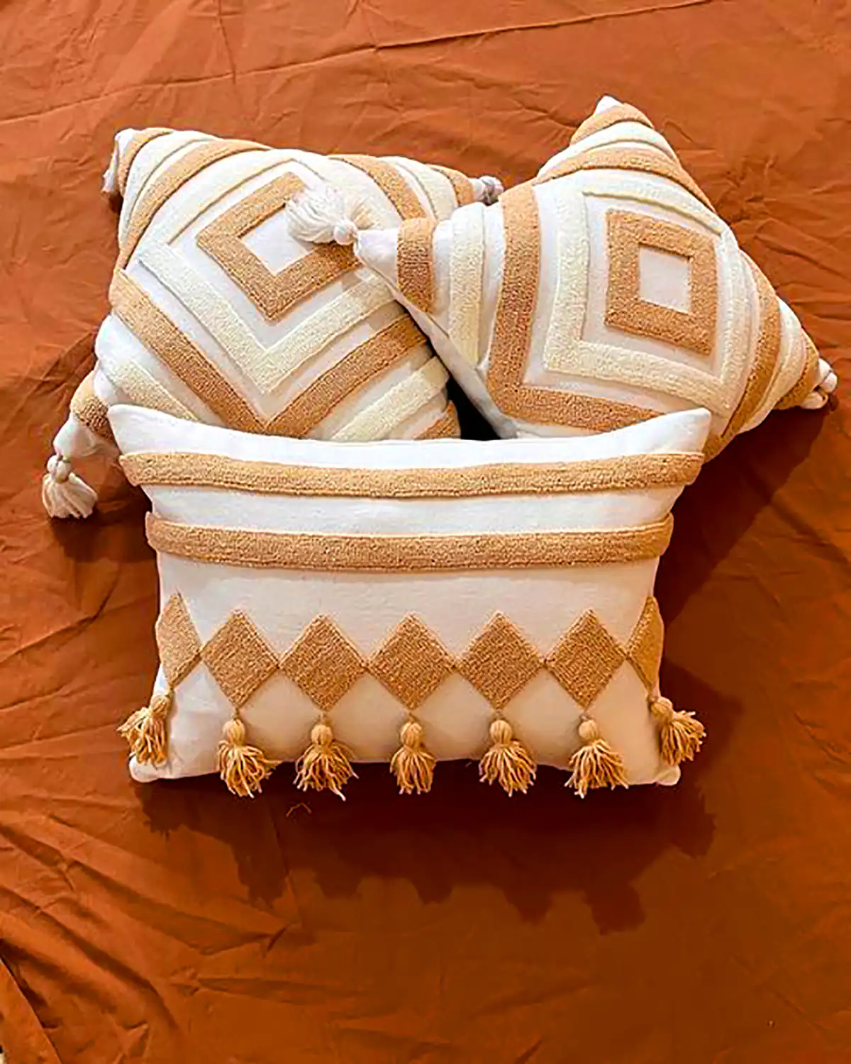 کوسن نخی مربعی