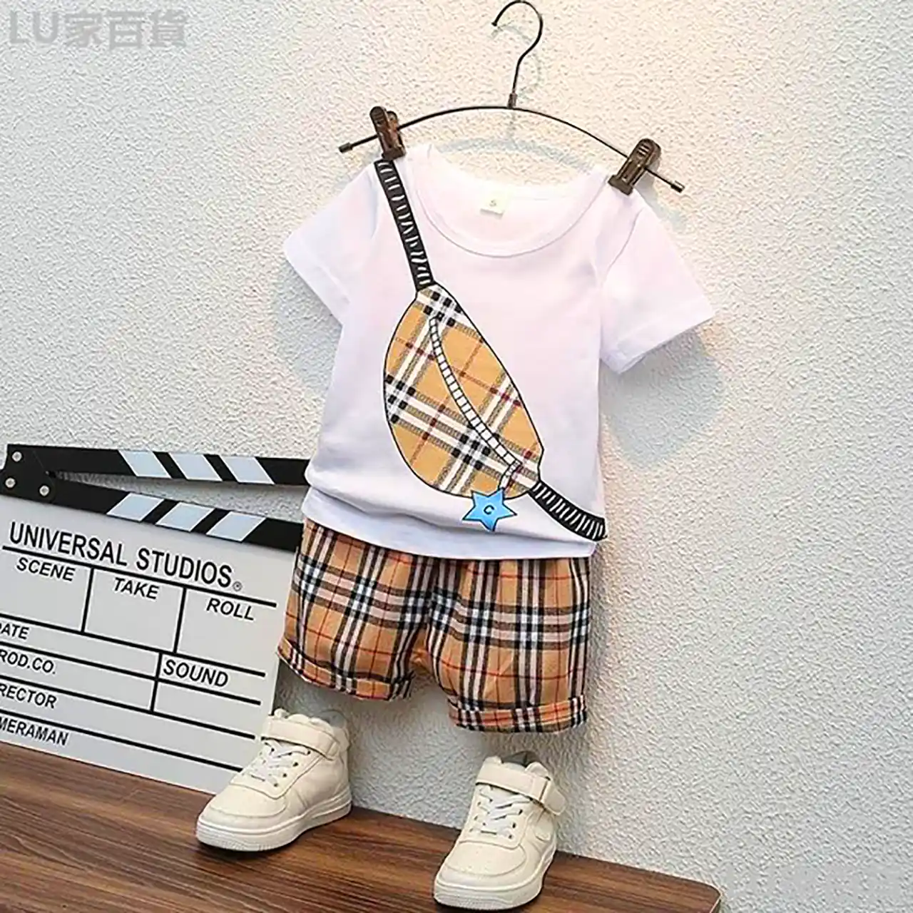 لباس بچگانه با طرح بربری 